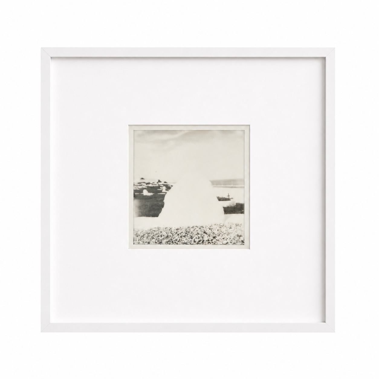 Untitled, 2024
Polaroid framed
Unique piece 
33 x 33 cm

1'200 CHF   