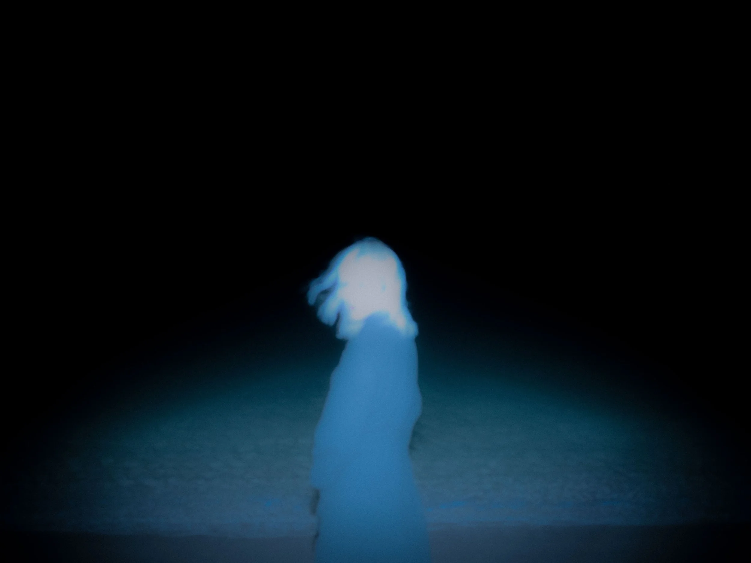 Reverie, 2020
Archival print on photo Hahnemühle rag satin
Edition of 1/2 | 30 x 40 cm | 1'200 CHF unframed
Edition of 1/2 + 1AP | 60 x 80 cm | 3'300 CHF unframed
Edition of 1/2 + 1AP | 100 x 75 cm | 4'000 CHF unframed