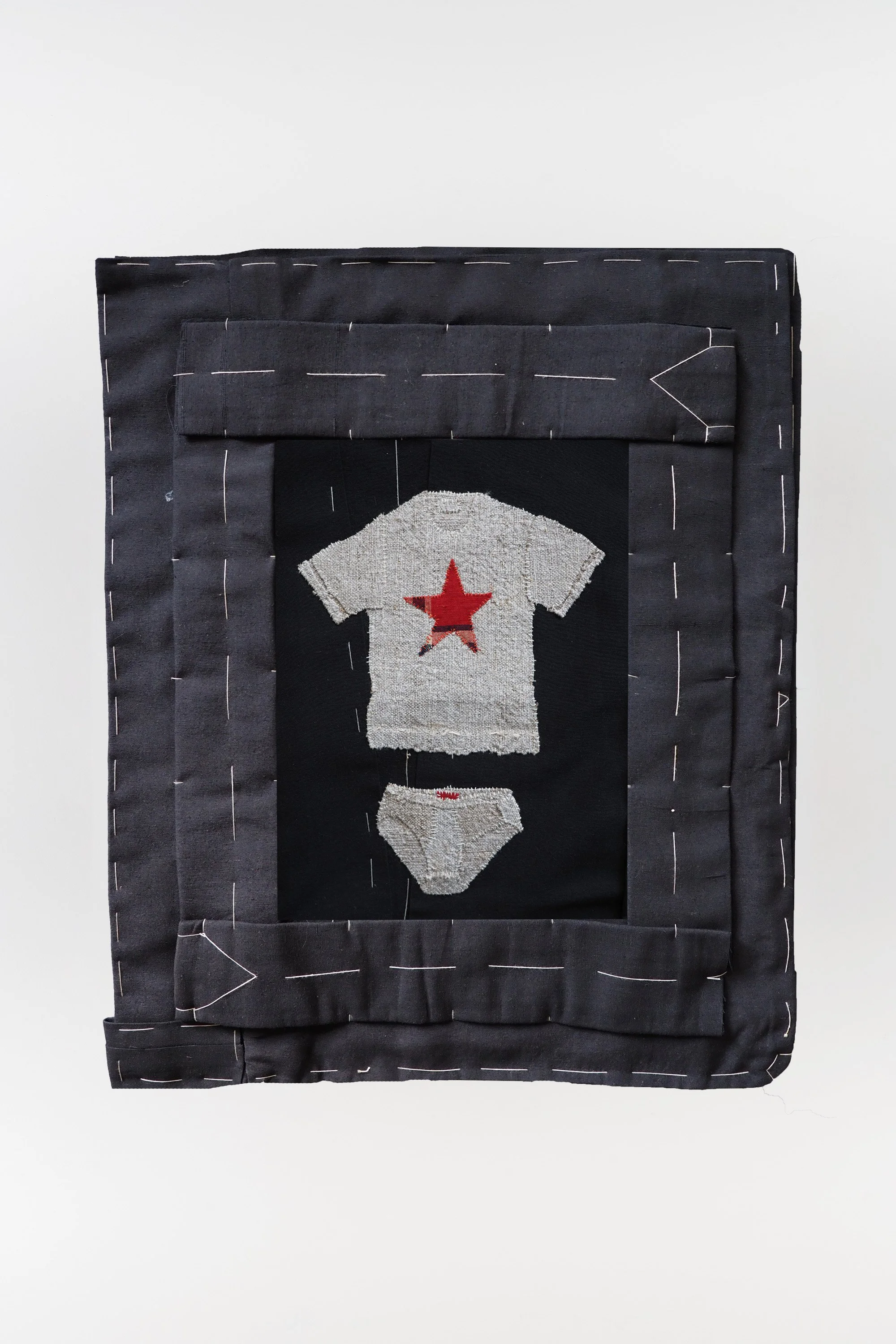 Joachim Perez
forthcoming, 2026
Vintage german and japanese fabric
appliqué, white and red cotton thread
48 x 39 cm

2'800€