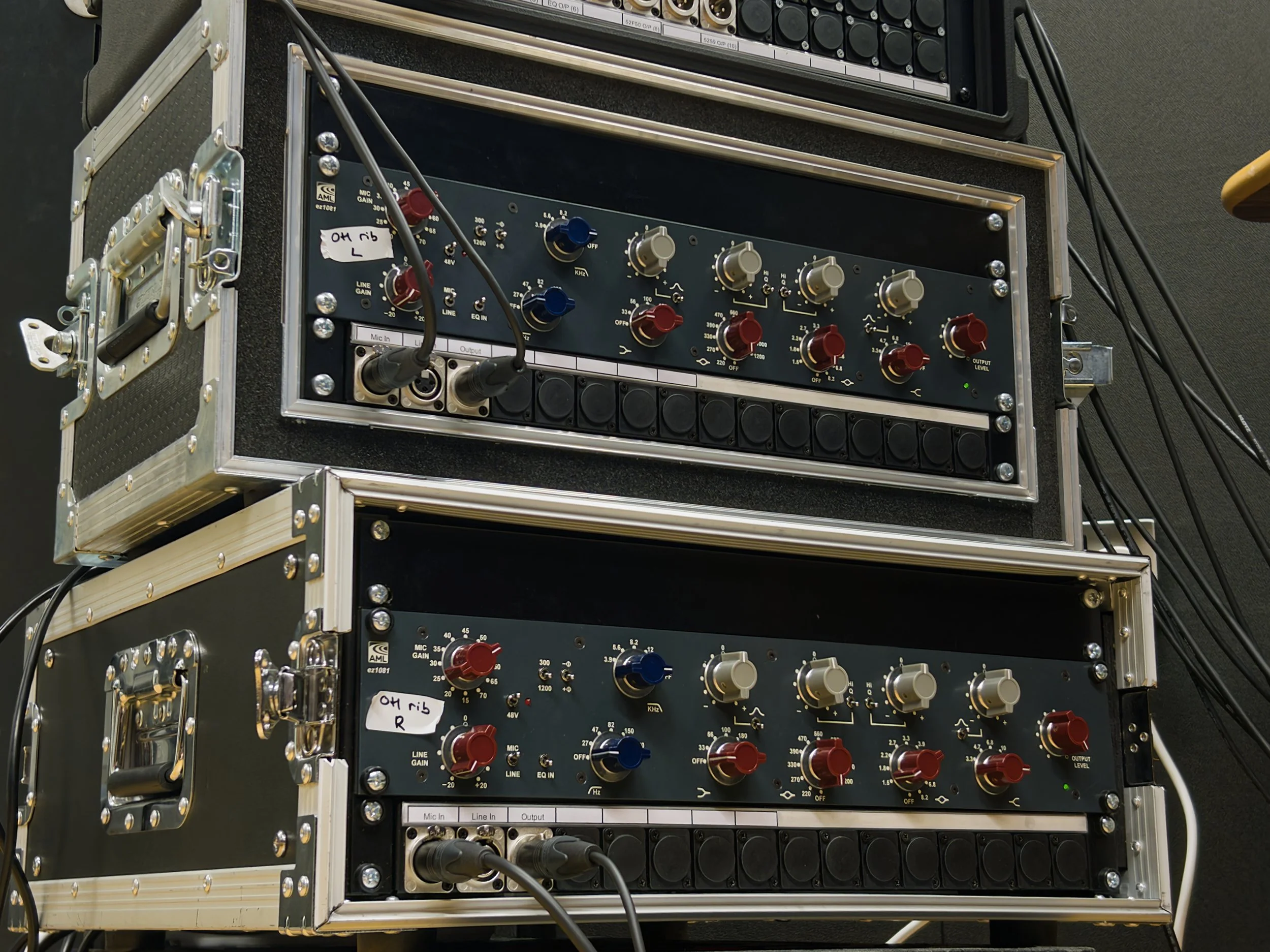 AML EZ1081 microphone preamps