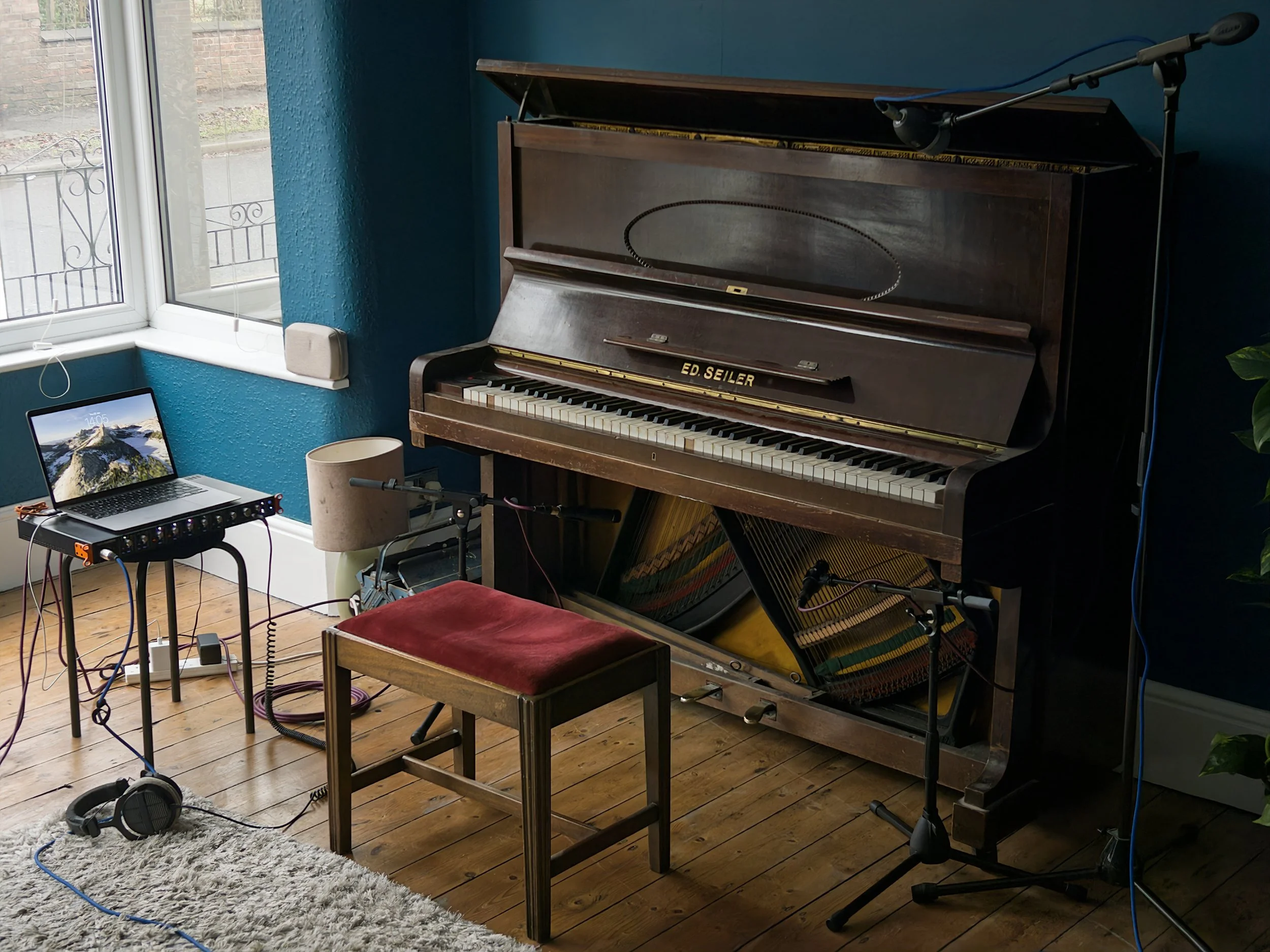 Piano, microphones and recording rig.