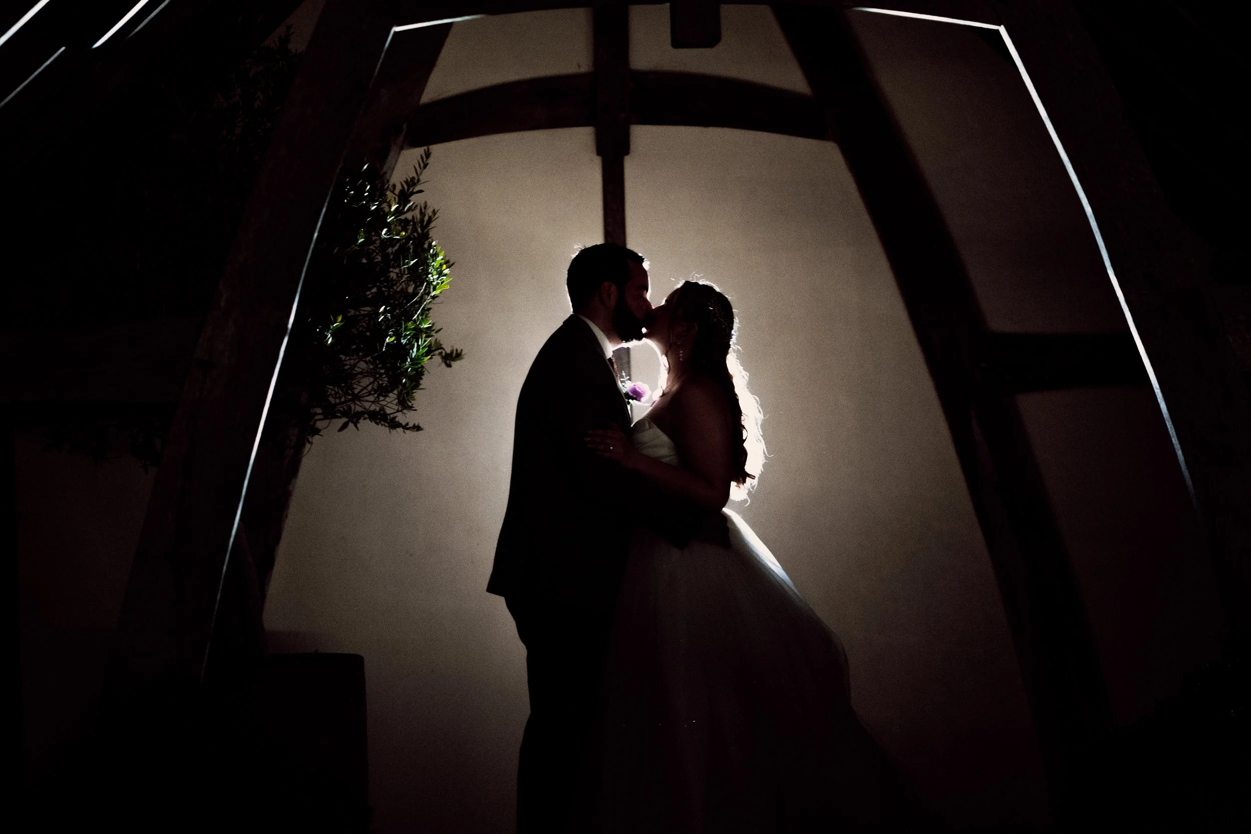Wedding Portrait Back Creative wedding photo Stroud Cotswolds