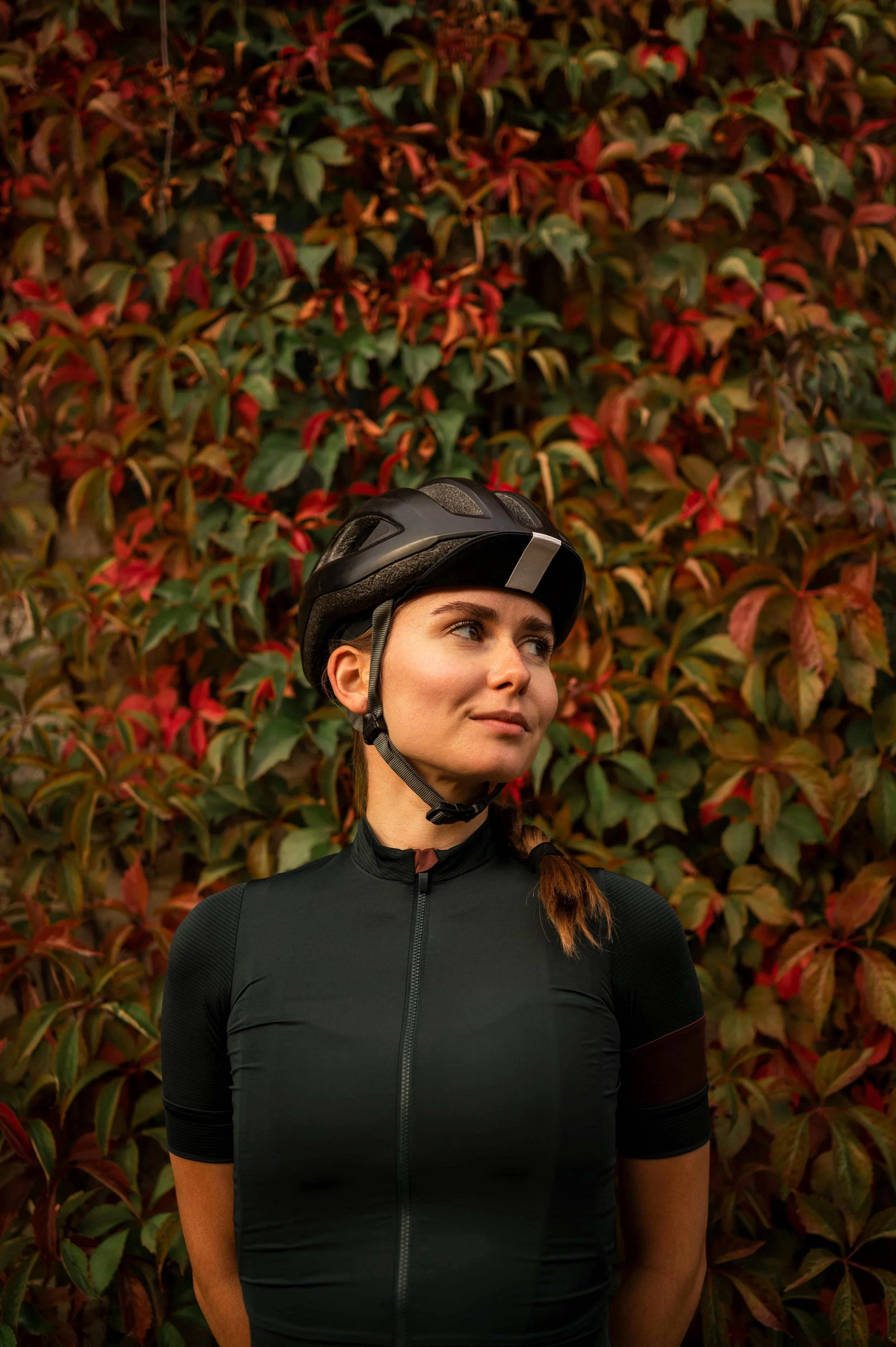 Radsportlerin mit Helm