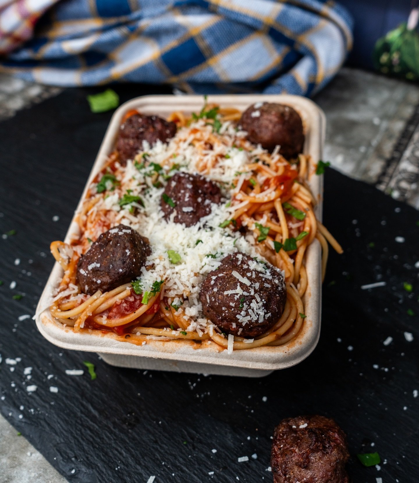 We are bringing our pasta back! 
Yes you heard me right!! 
Pasta will be now available on selected events straight from our  truck! 
Who is excited?! 
#foodtruckuk #pastafoodtruck #streetfooduk #homemadepasta #spaghetti #foodtruck