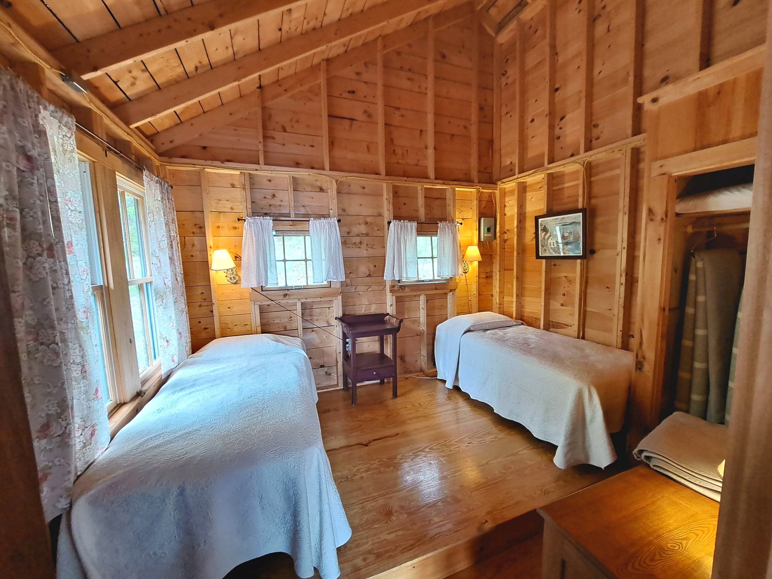 Twin bedroom- one