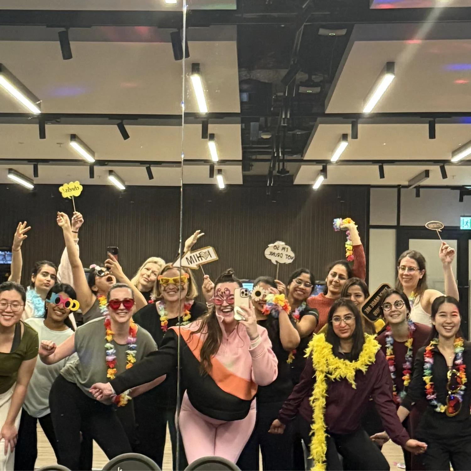 Corporate Galentine’s “Glass & a Class” dance experience in Reading, UK – fun team-building event for women at work with prosecco, beginner-friendly dance lesson, inclusive group choreography, upbeat party atmosphere, ideal for corporate wellbeing, s