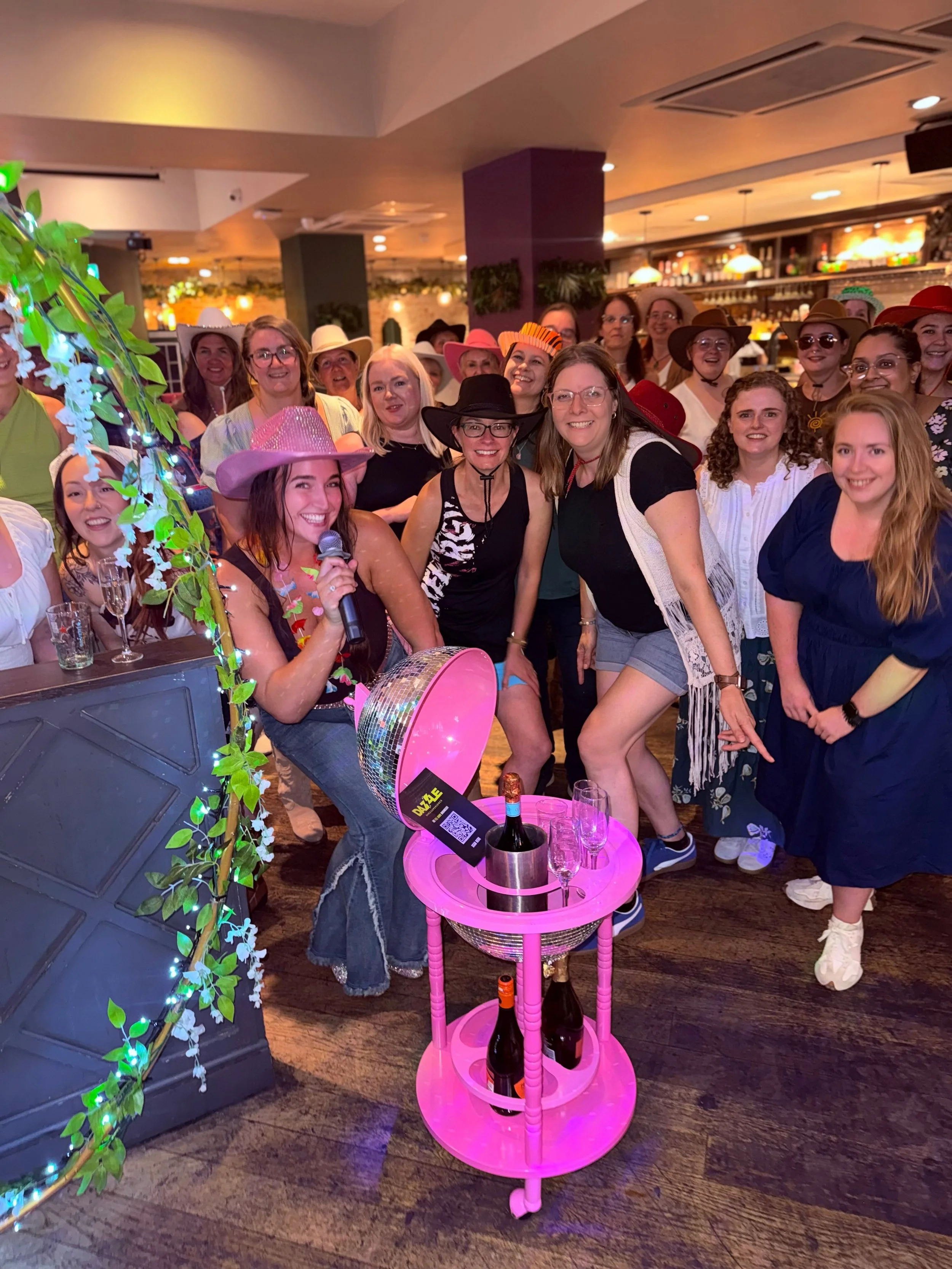 GLASS &amp; A CLASS: HOEDOWN NUMBER 3 💕🪩

Thank you y&rsquo;all for coming to our Boot Scootin&rsquo; Night! 🤠✨

Another total sell out seeing a room full of people laughing, dancing and giving country line dancing a go never gets old. 💖

Literal
