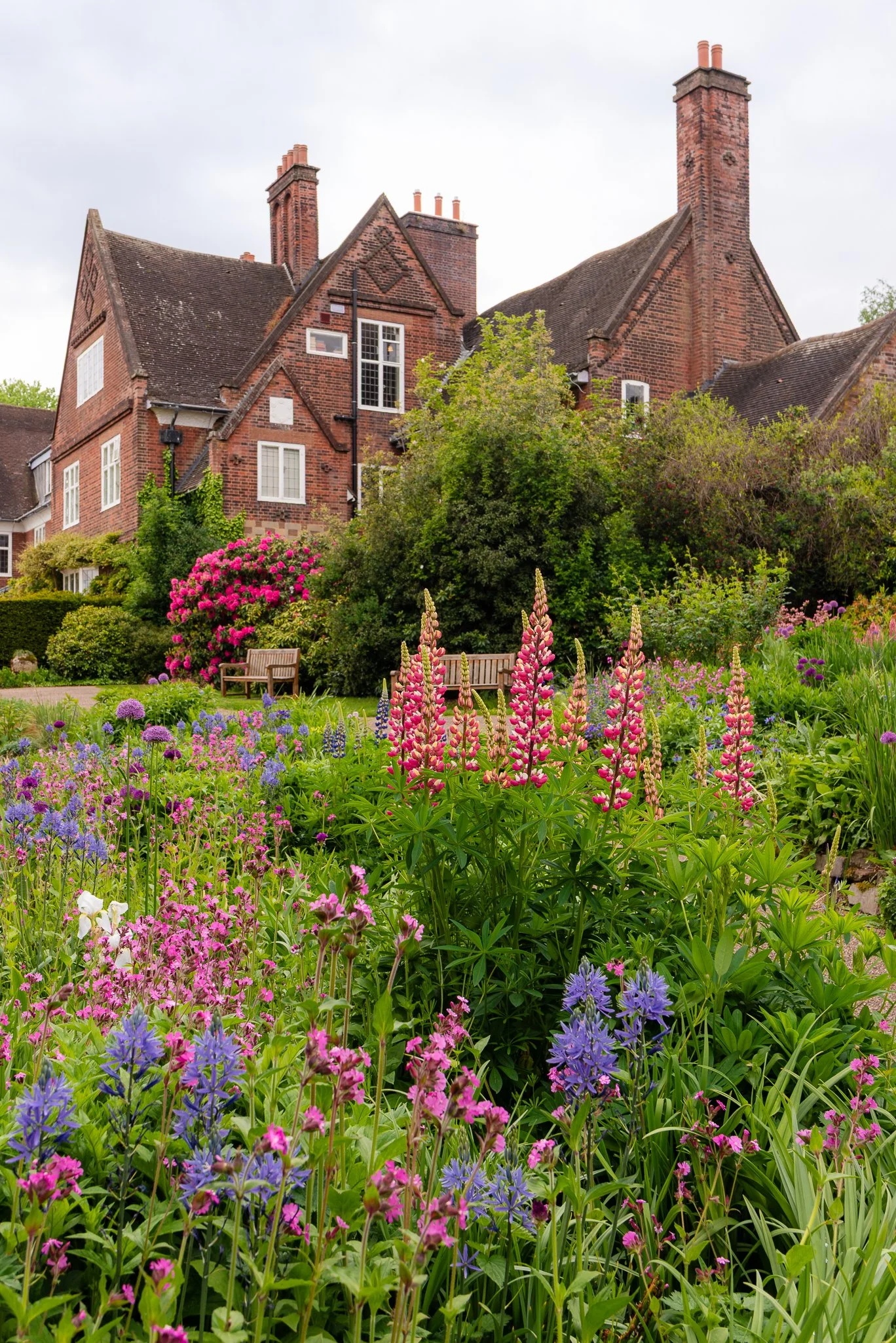 Large Gardens