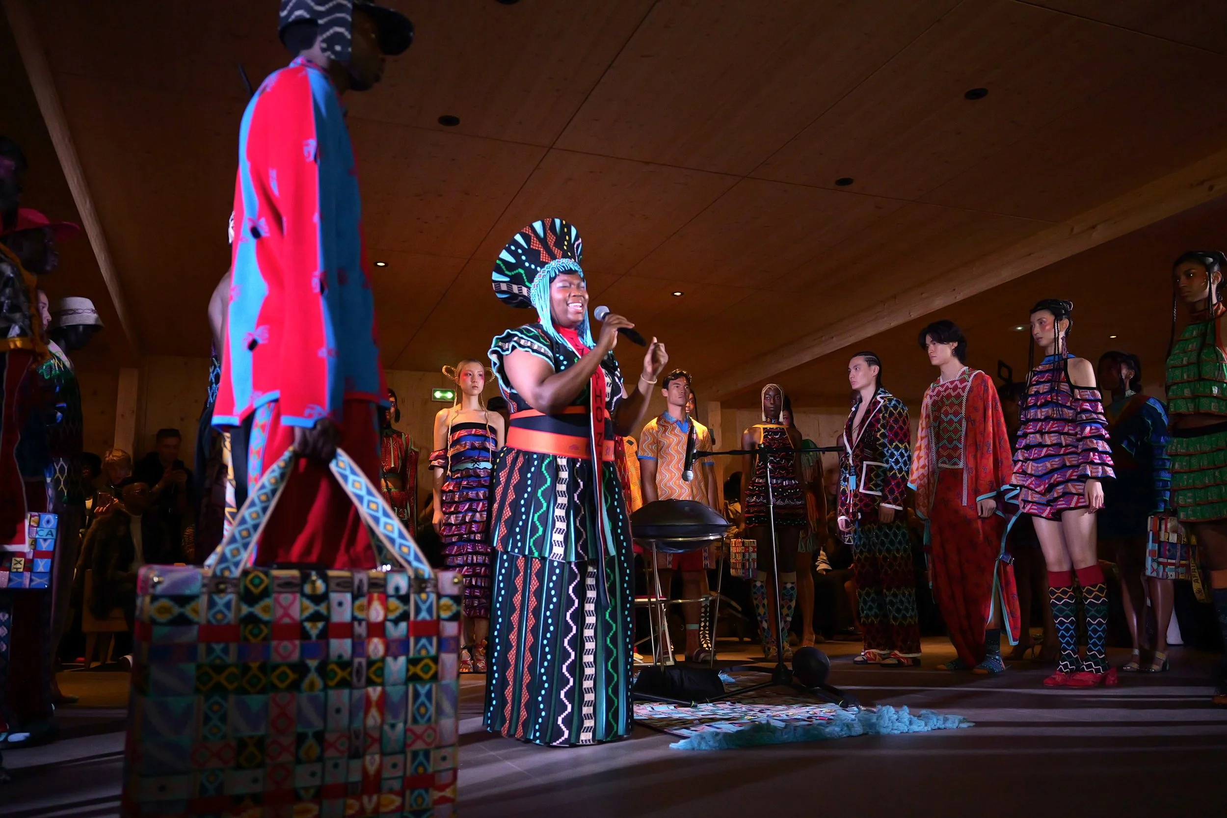 V1-0156_fashion show 02_00000000.jpg