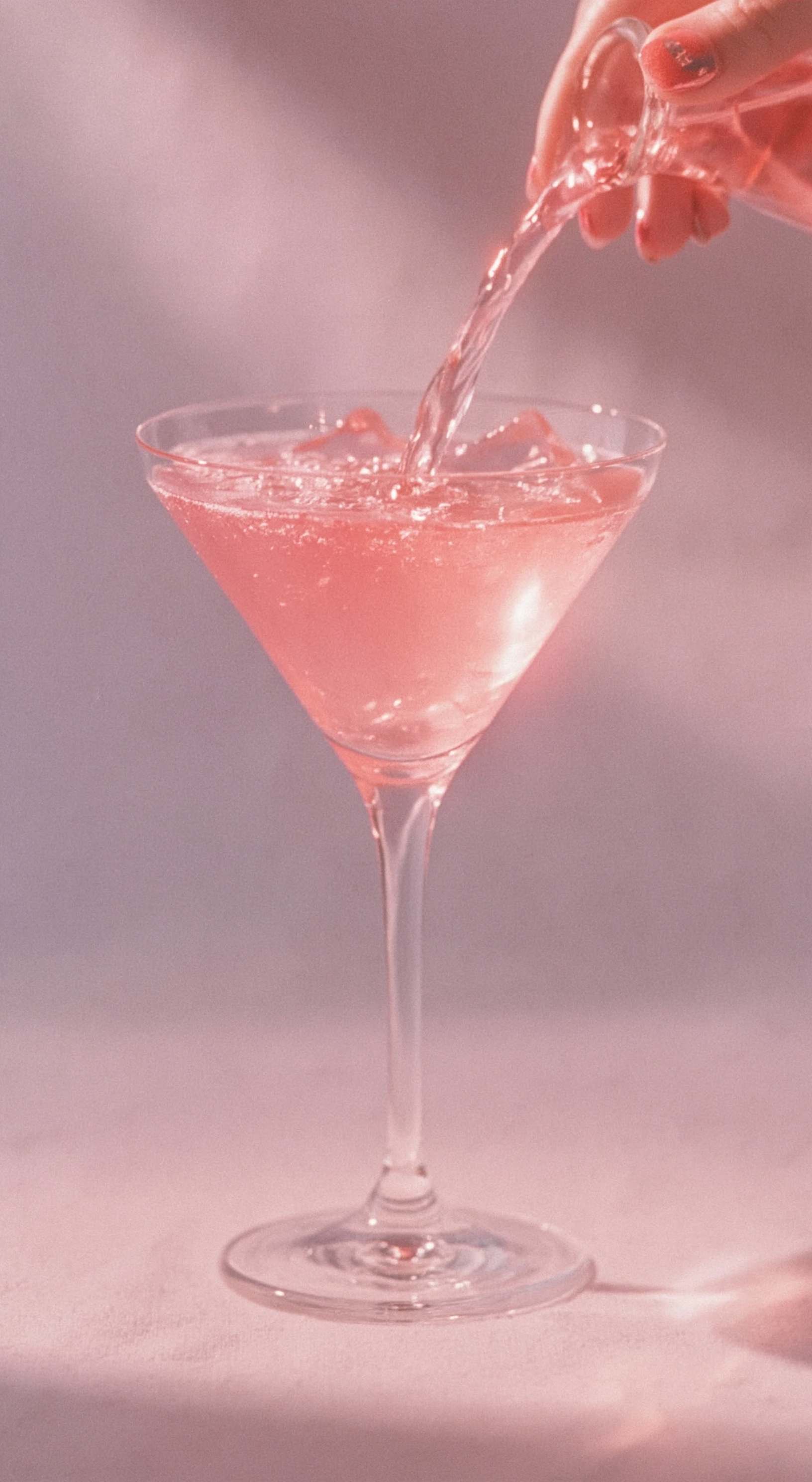 OLGA_POP_Luxury_studio_product_shot_cocktail_glass_centered_o_ce7715e9-546d-4d7c-a31e-558c699da51a_3.png