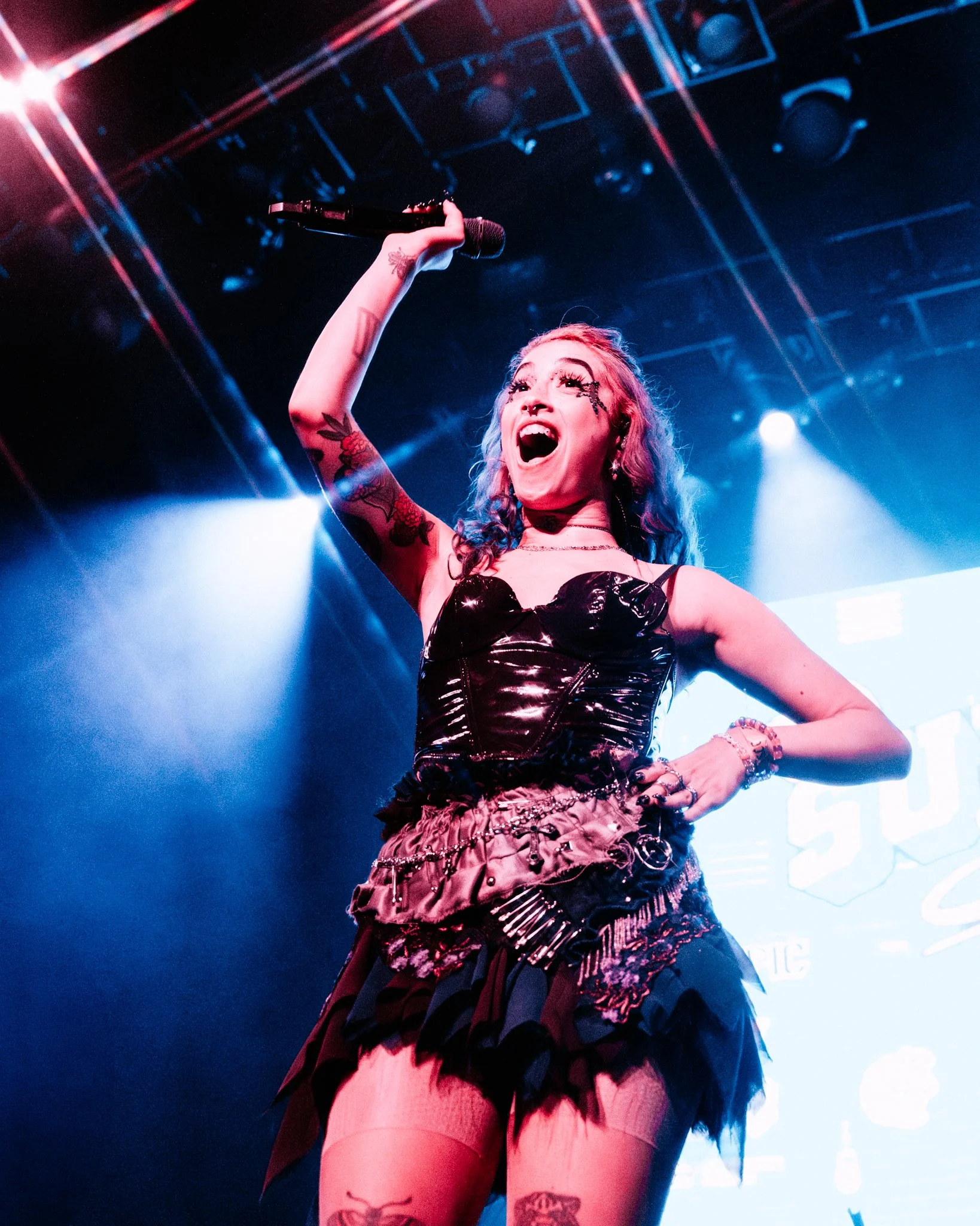 20260620-honeyrevenge-losangeles-anniewu-10.jpg