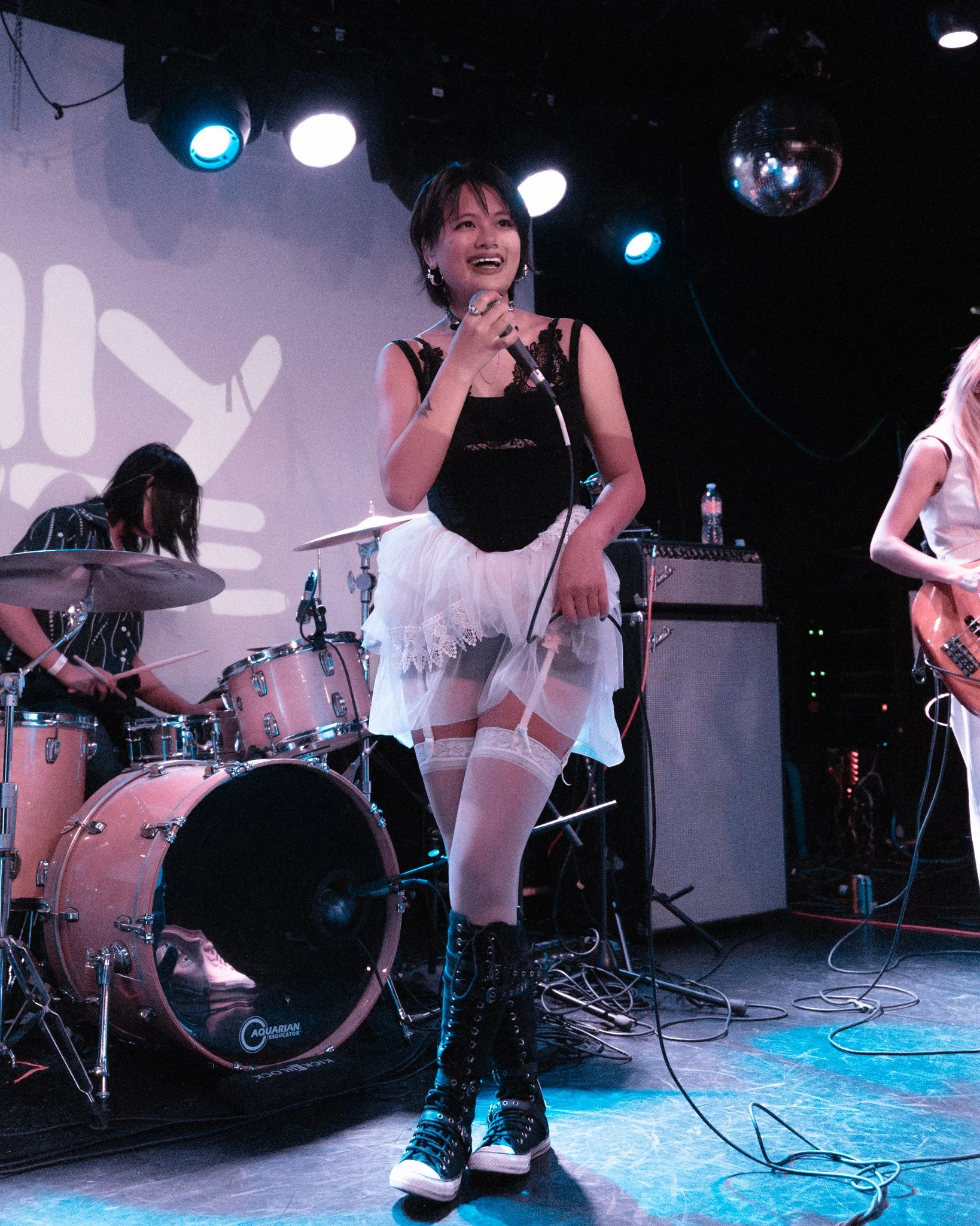 Los Angeles gets immersed in Dolly Ave’s alternative and emotional sphere during first headline tour