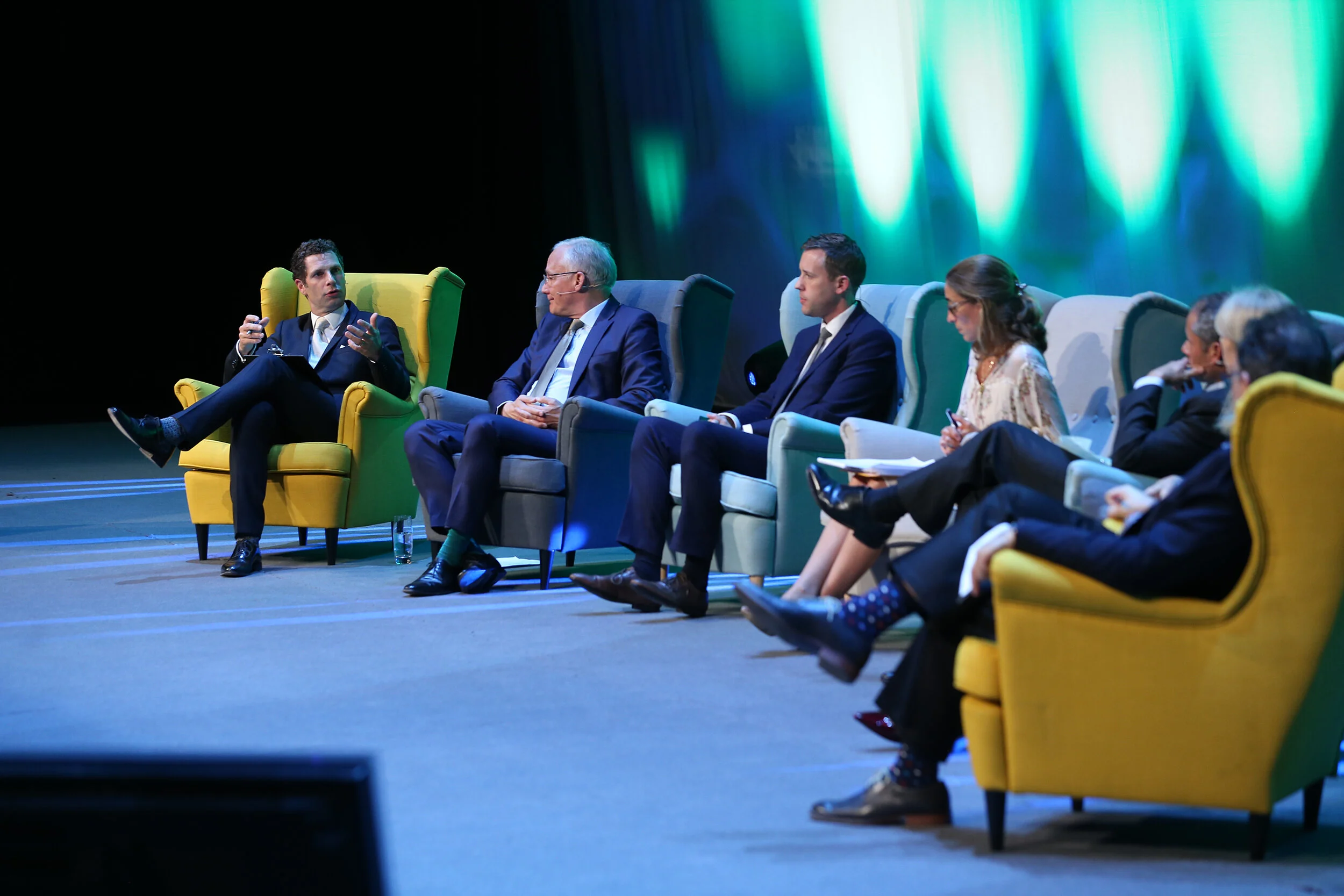 NO FEE 1658 Digital Summit 2019.JPG