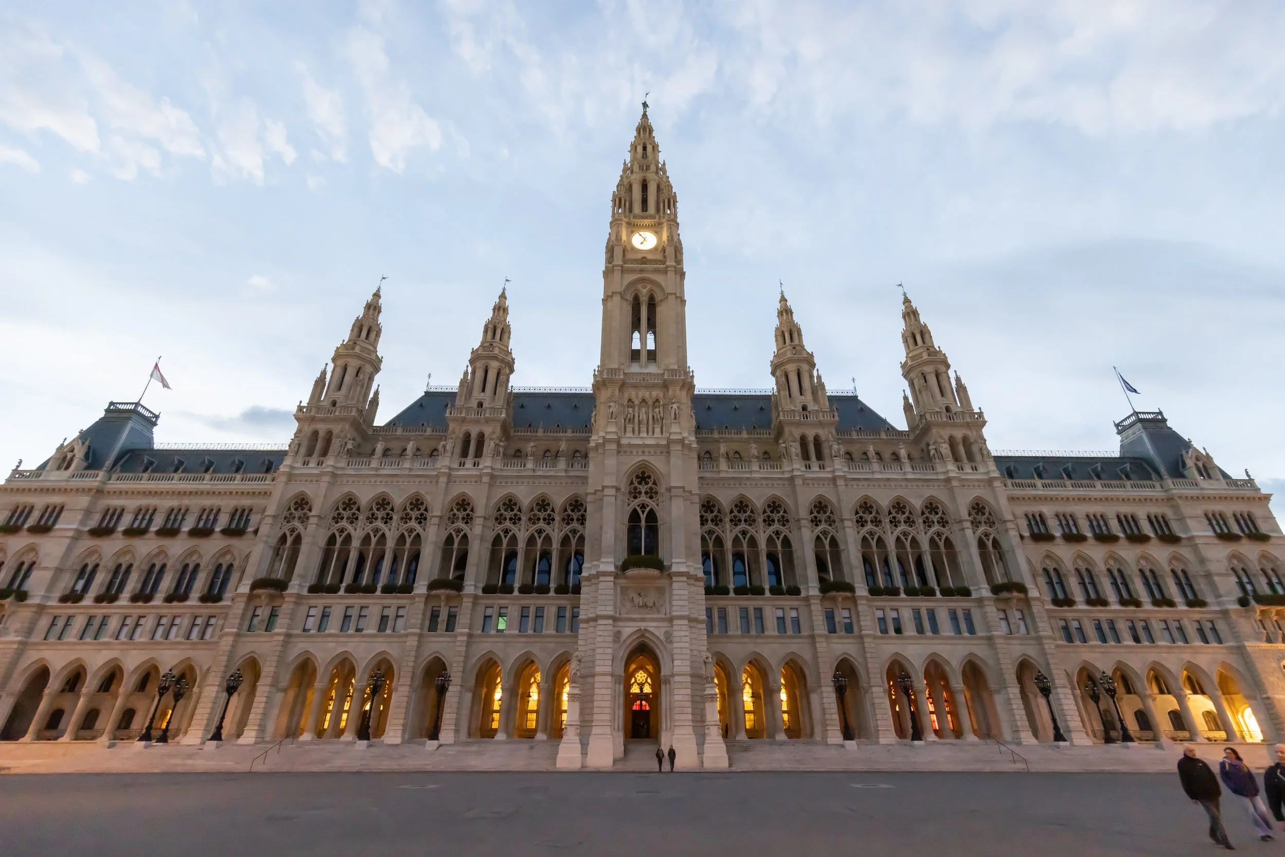 20251004-18-55-33-EHC-Conference-Dinner (1).jpg