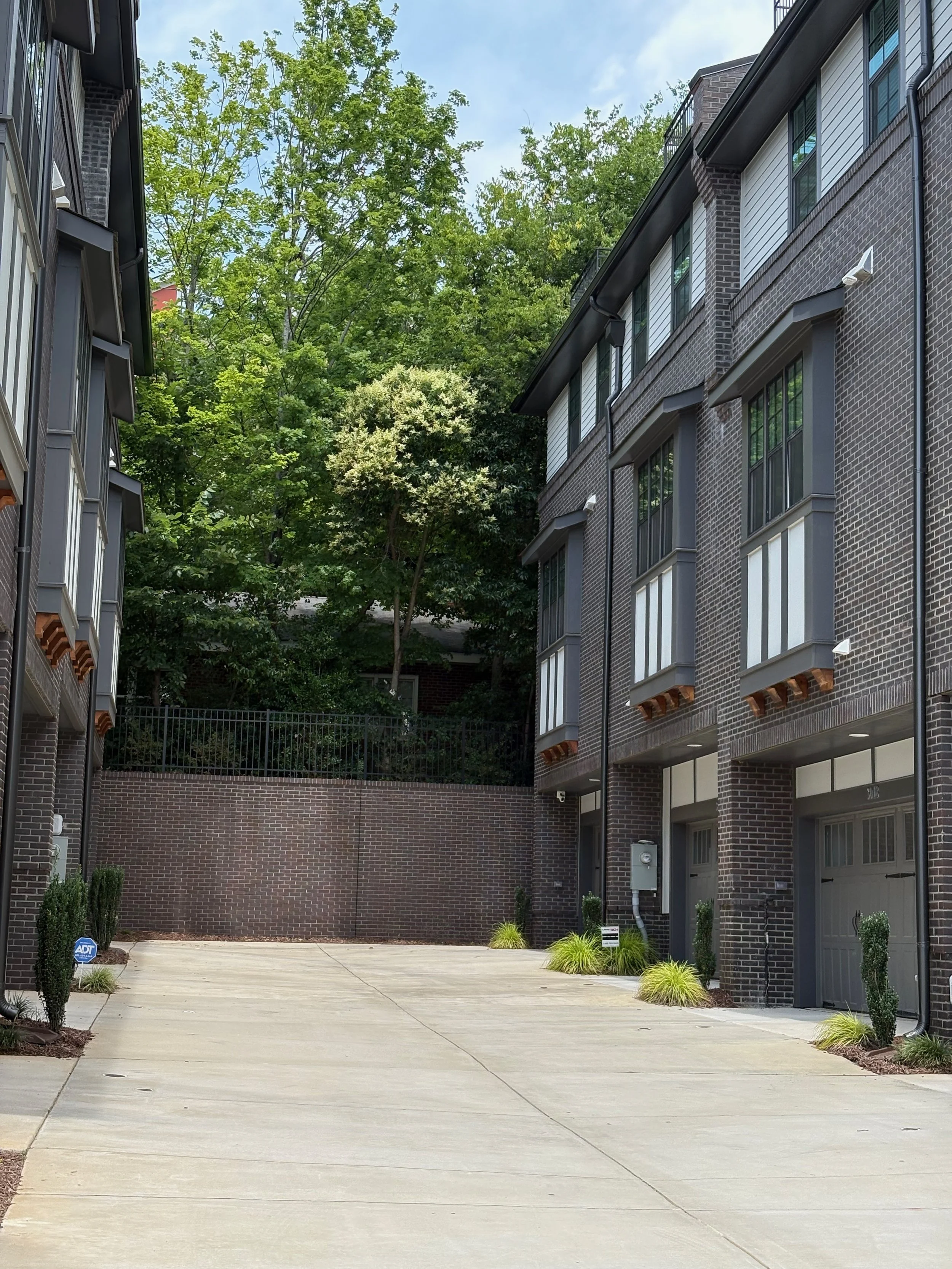 Elizabeth Neighborhood