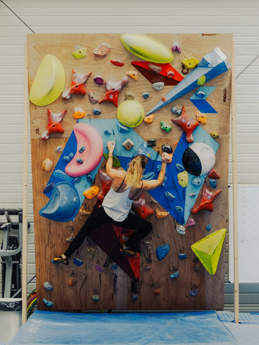 CAPUCINE VIGLIONE X CAPITAL8-3.jpg