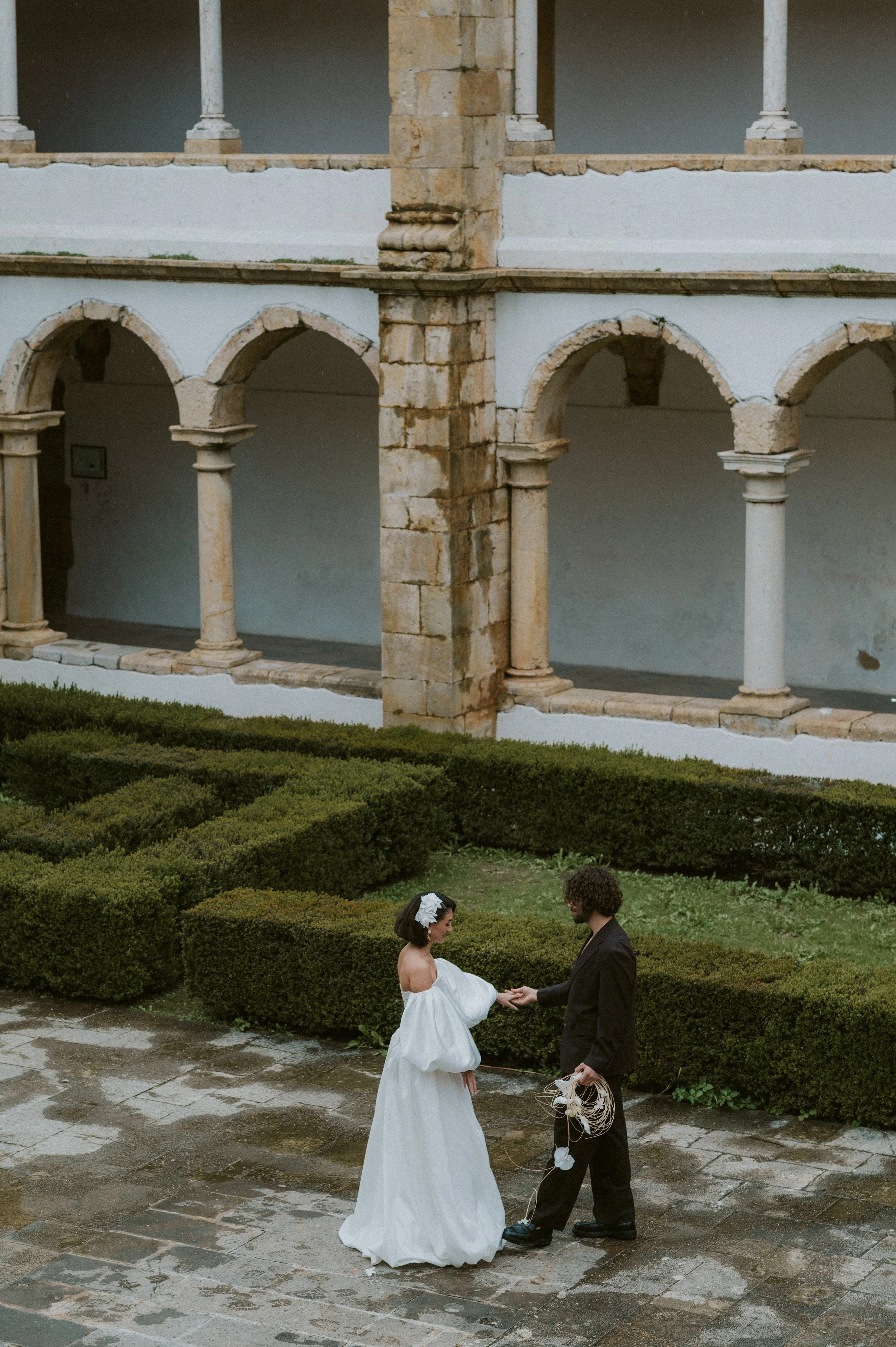 Unconventional wedding photography and Super 8 films in Europe. Germany, Italy, Switzerland, Spain, Portugal & beyond.