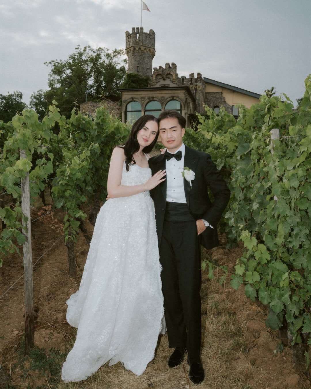 What lovely memories 🥹 
I&rsquo;d already photographed J &amp; T last year at their civil wedding in the Frankfurt area. This year, it was time for their free wedding ceremony, and I was really looking forward to seeing them both and their guests ag
