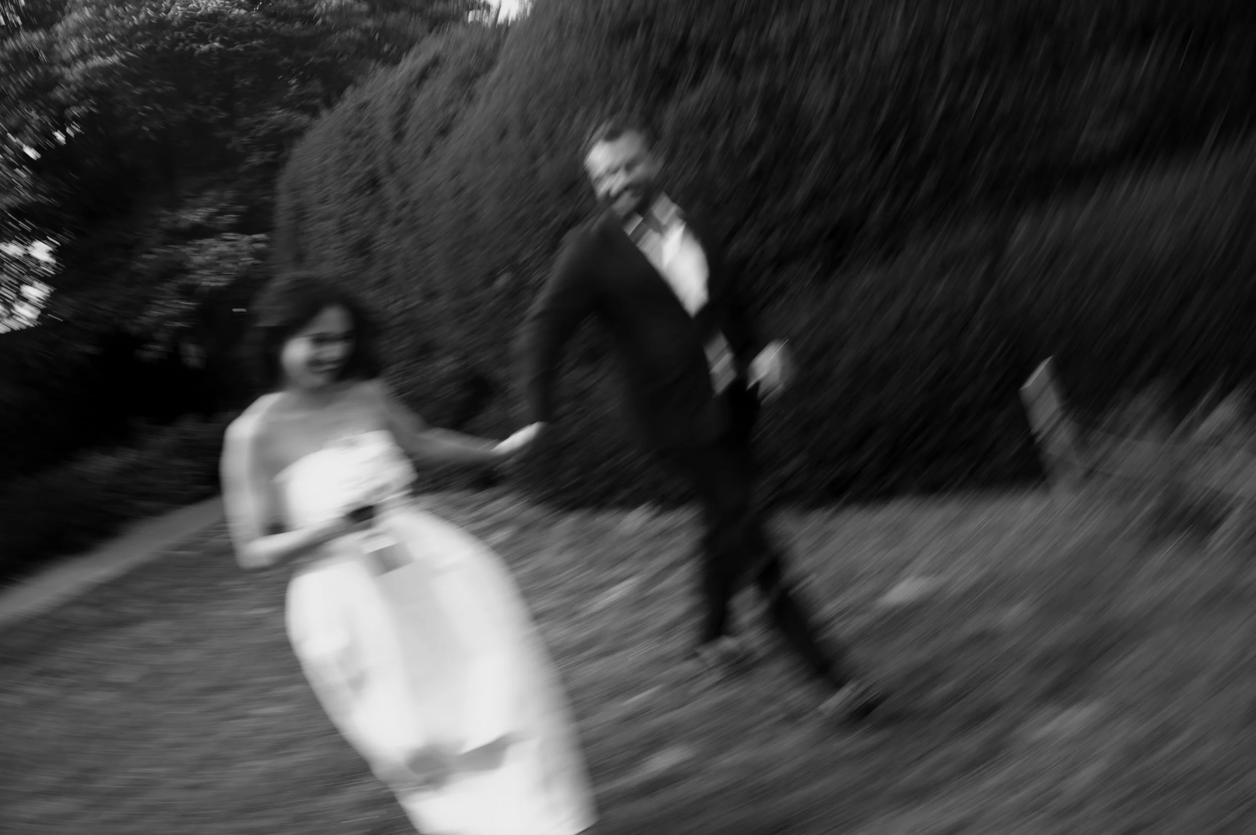 Unconventional wedding photography and Super 8 films in Europe. Germany, Italy, Switzerland, Spain, Portugal & beyond.