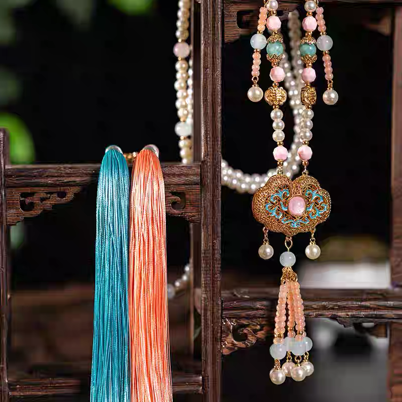 Long Yingluo Pearl Necklace - "Gathering Mists"