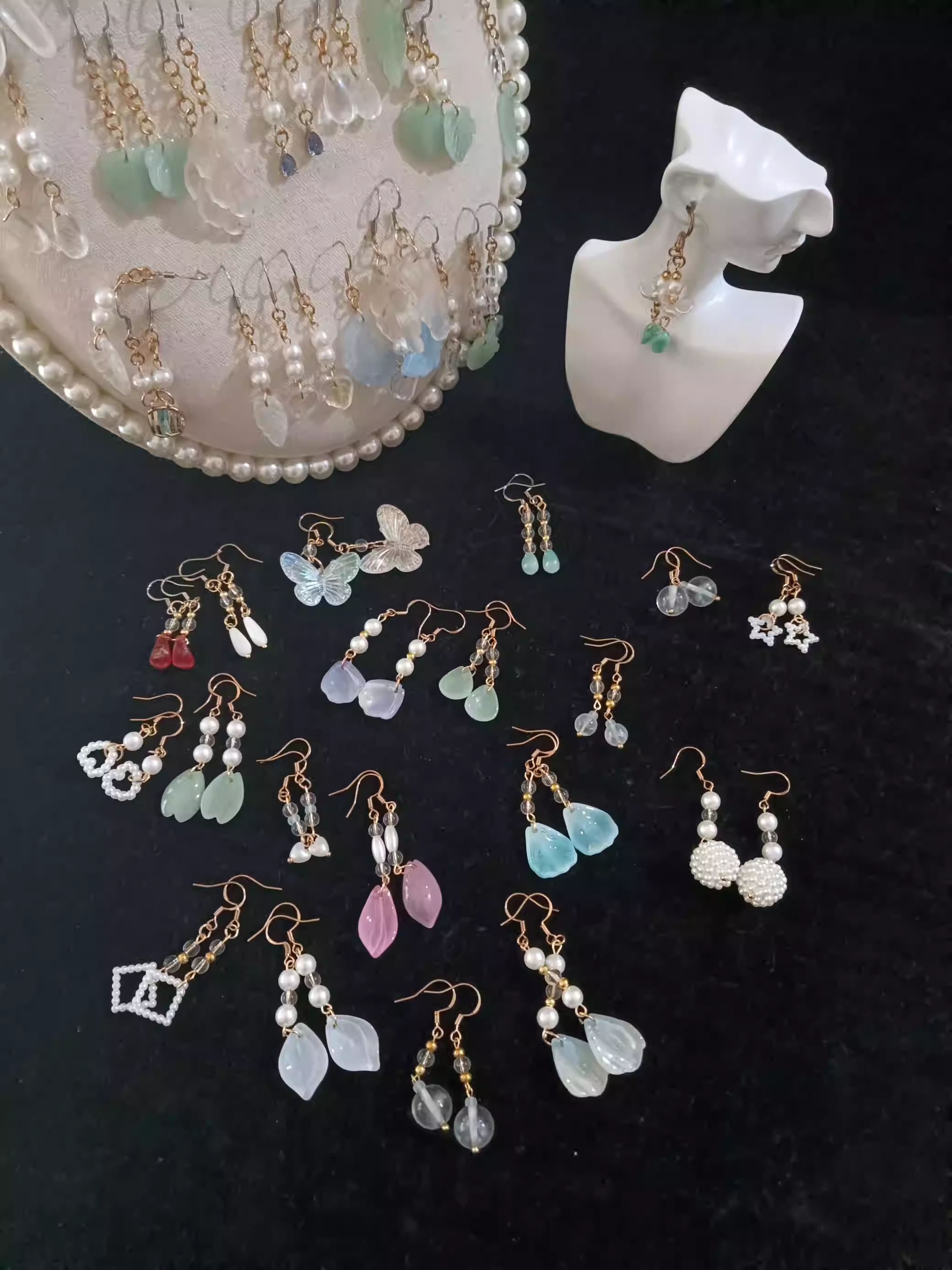 Handmade simple earrings