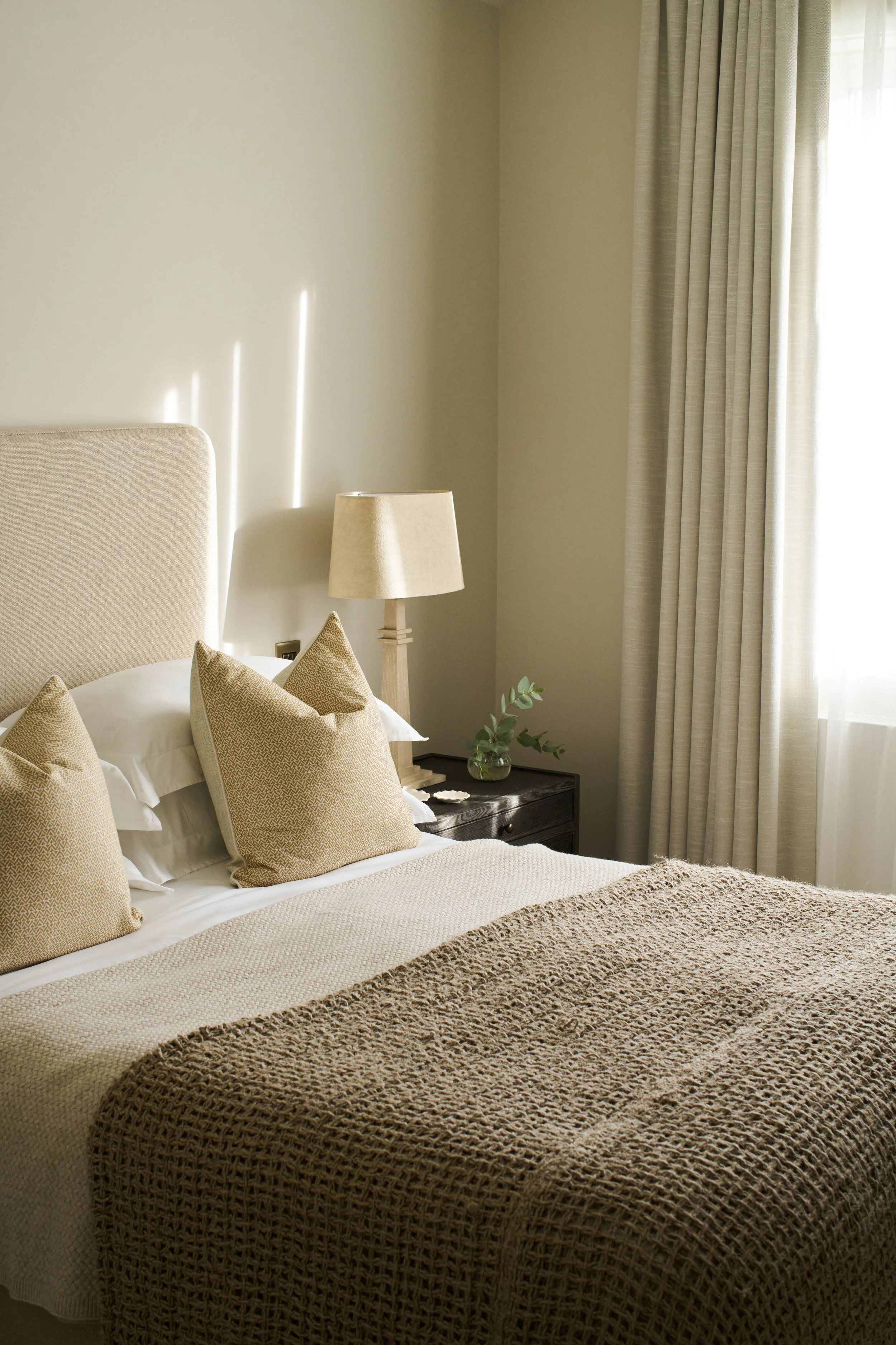 Poguil - Sandymount Castleroad2132 low.jpg