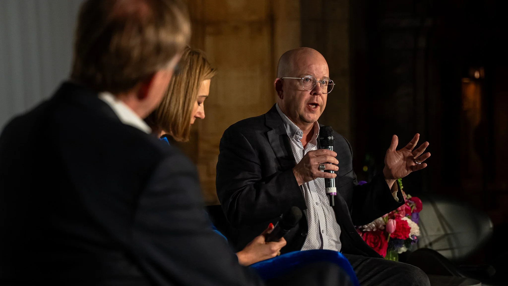 Videographer and Photographer for Cooperate AI events