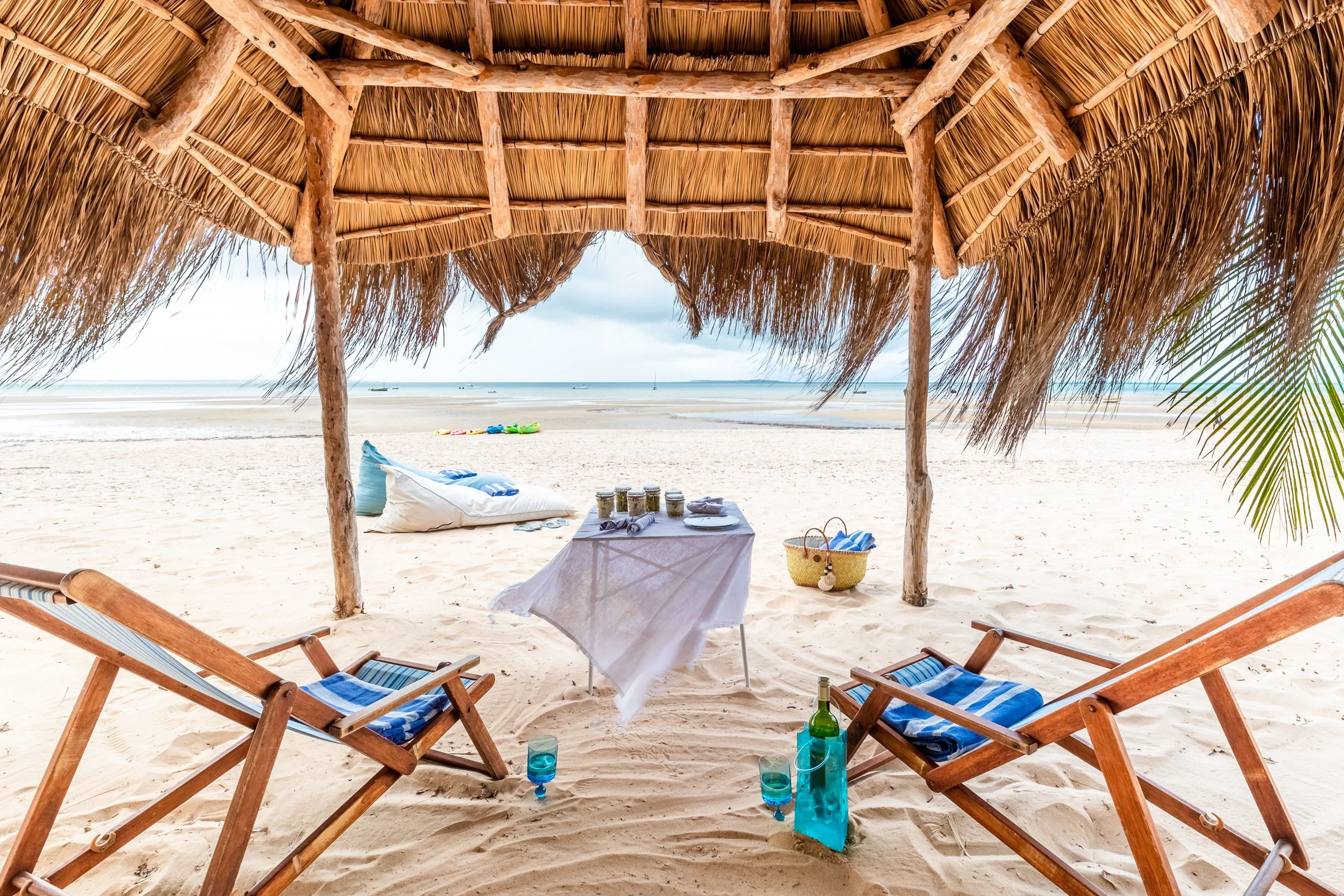 Santorini-Mozambique-Beach-Cabana-.jpg