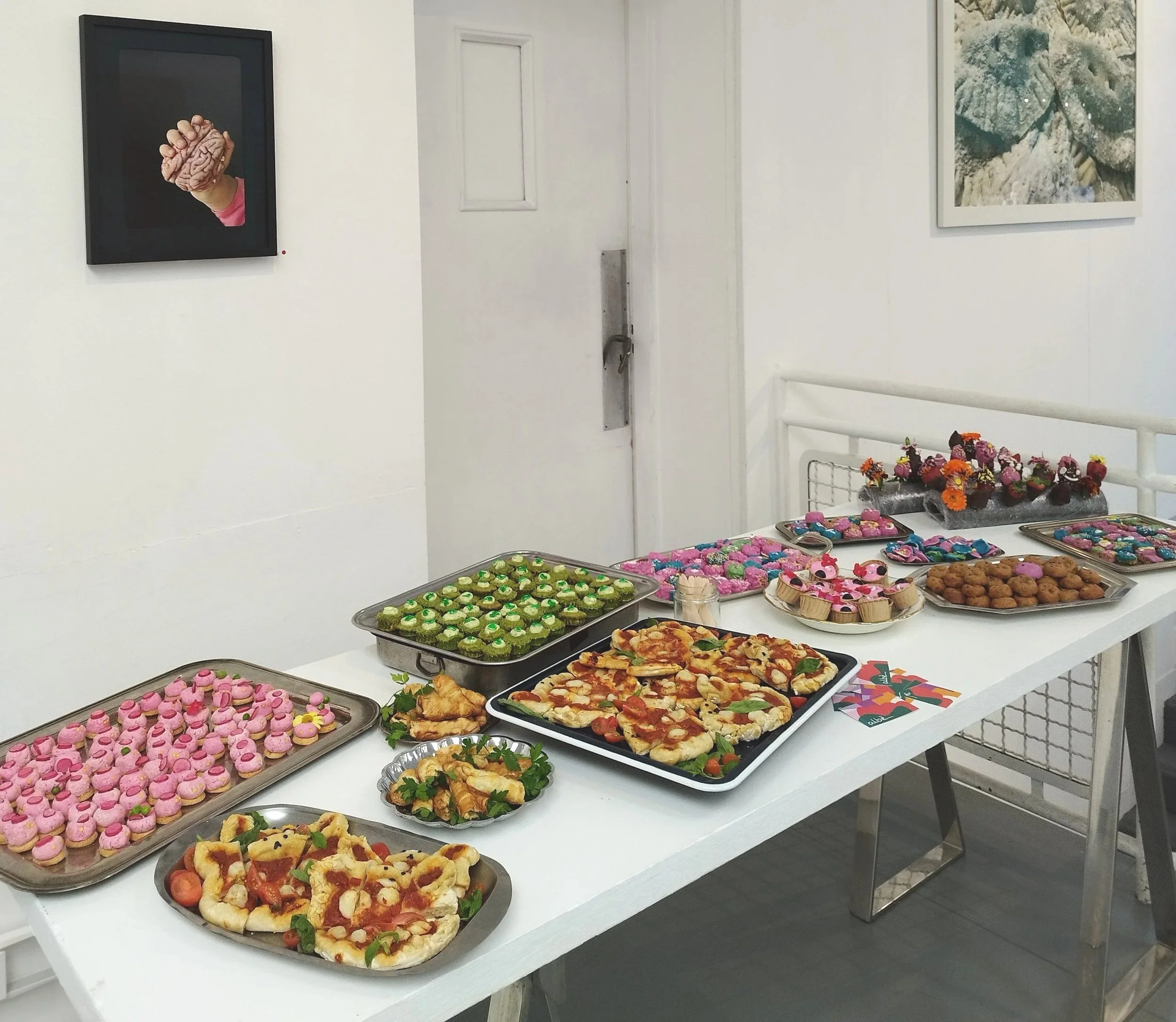 Cocktail dinatoire pour un vernissage artistique à Lille – Albè Traiteur