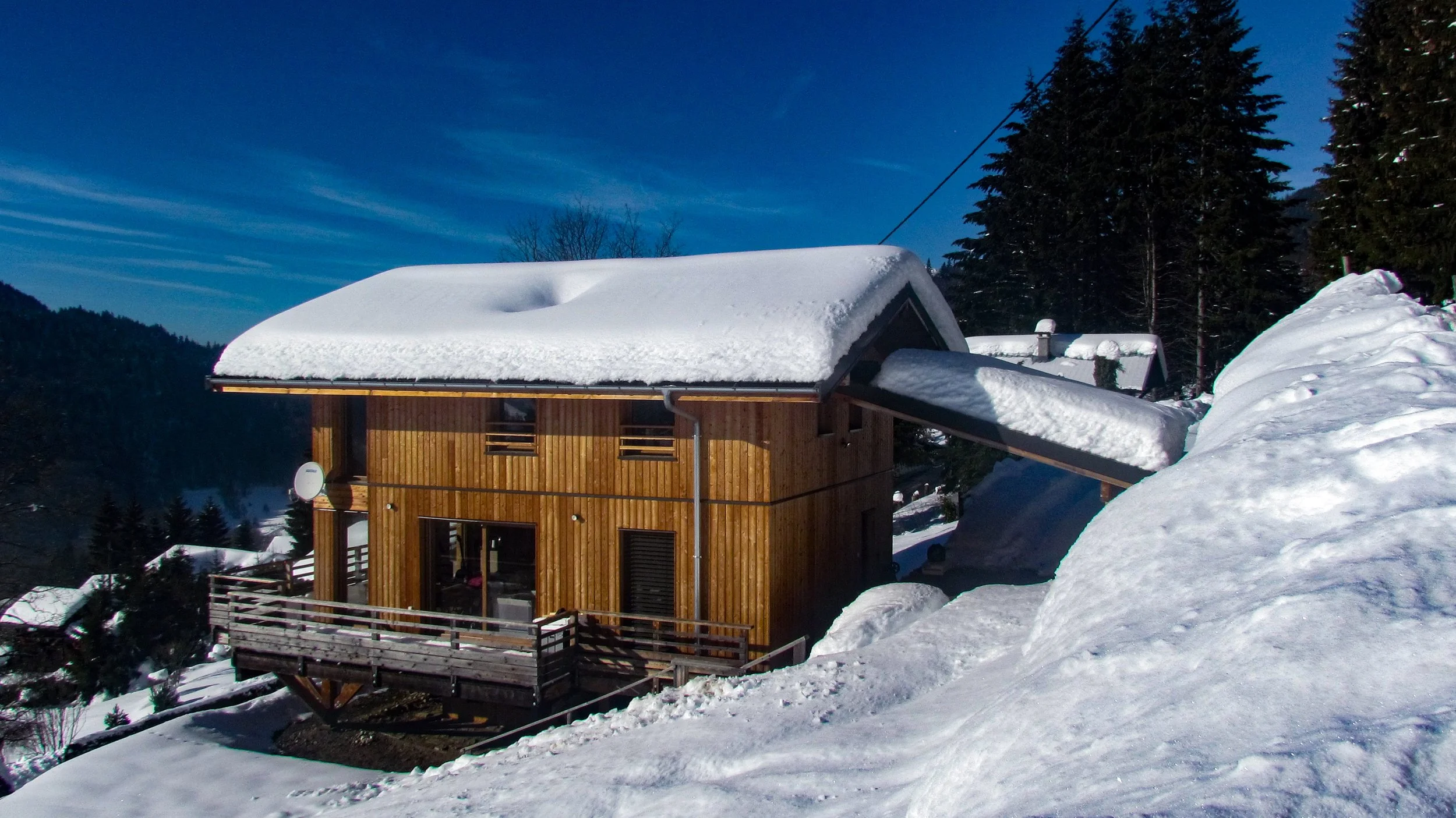 Maison bioclimatique les Carroz 74300