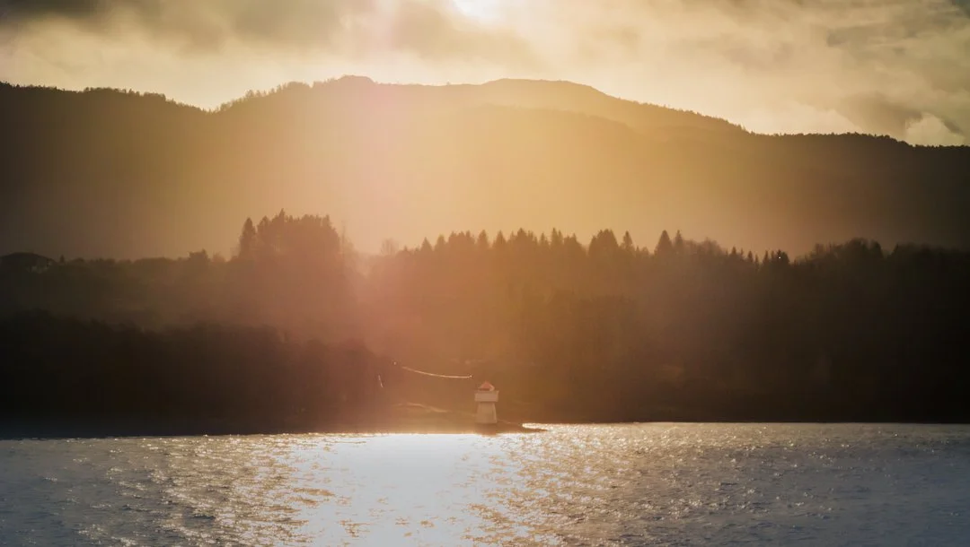modalen-sunset-private-yacht-experience.jpg