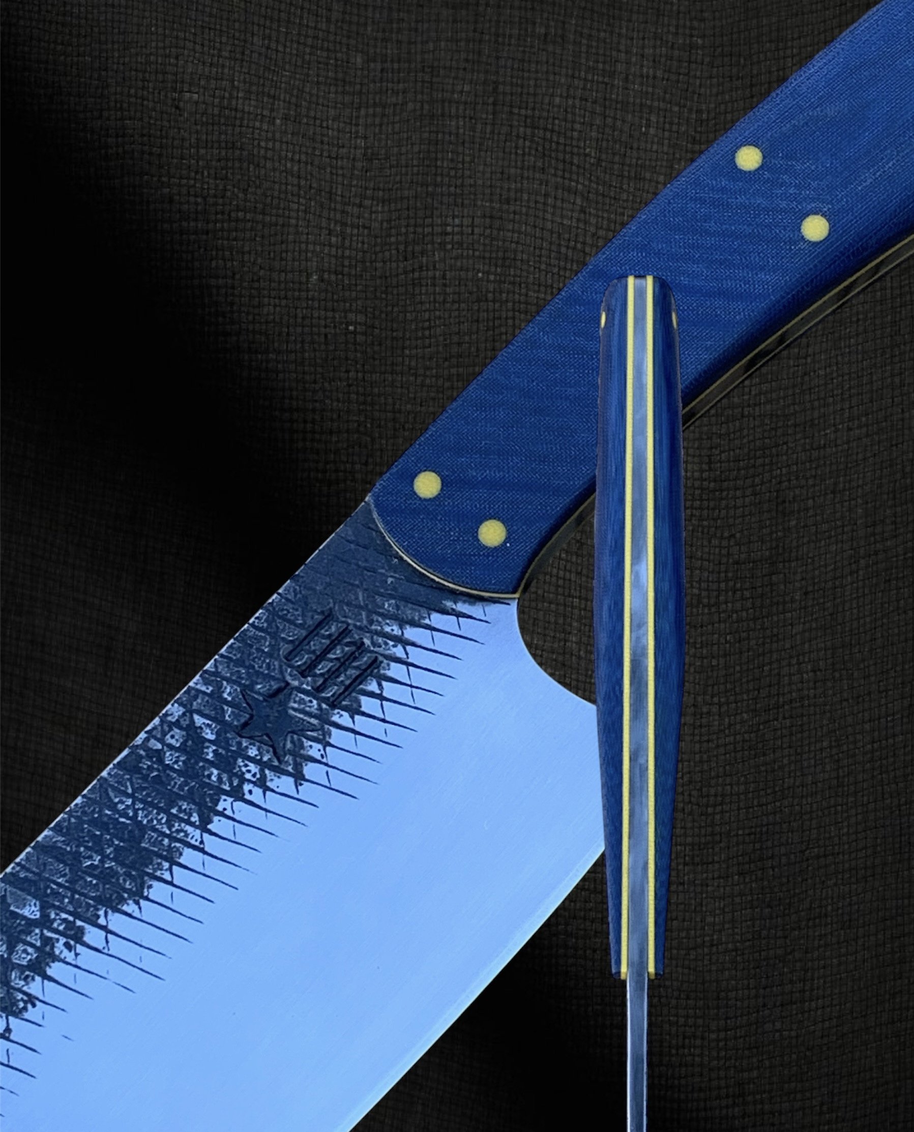 The Blue Raspy Classic Cheffy