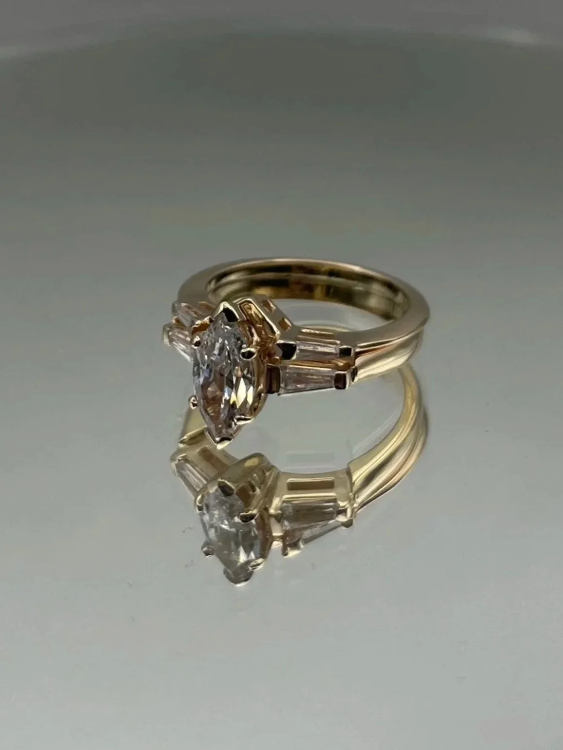 Marquise Solitair with Baguette Wedding Set - 14K Yellow Gold