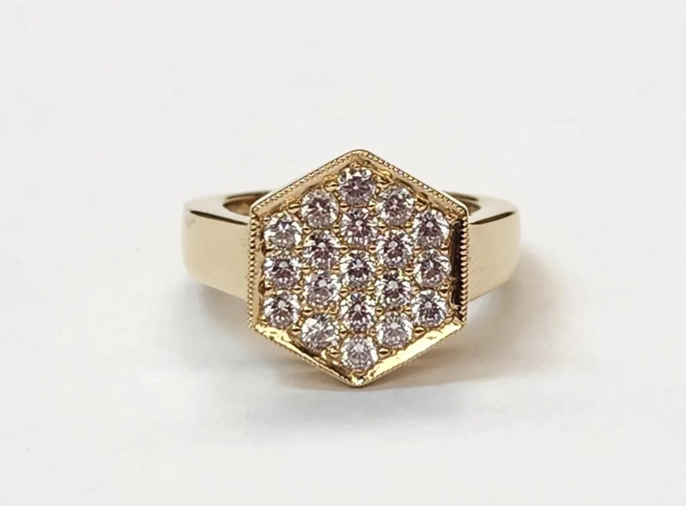 19 Stone Pavé - 14k Yellow Gold