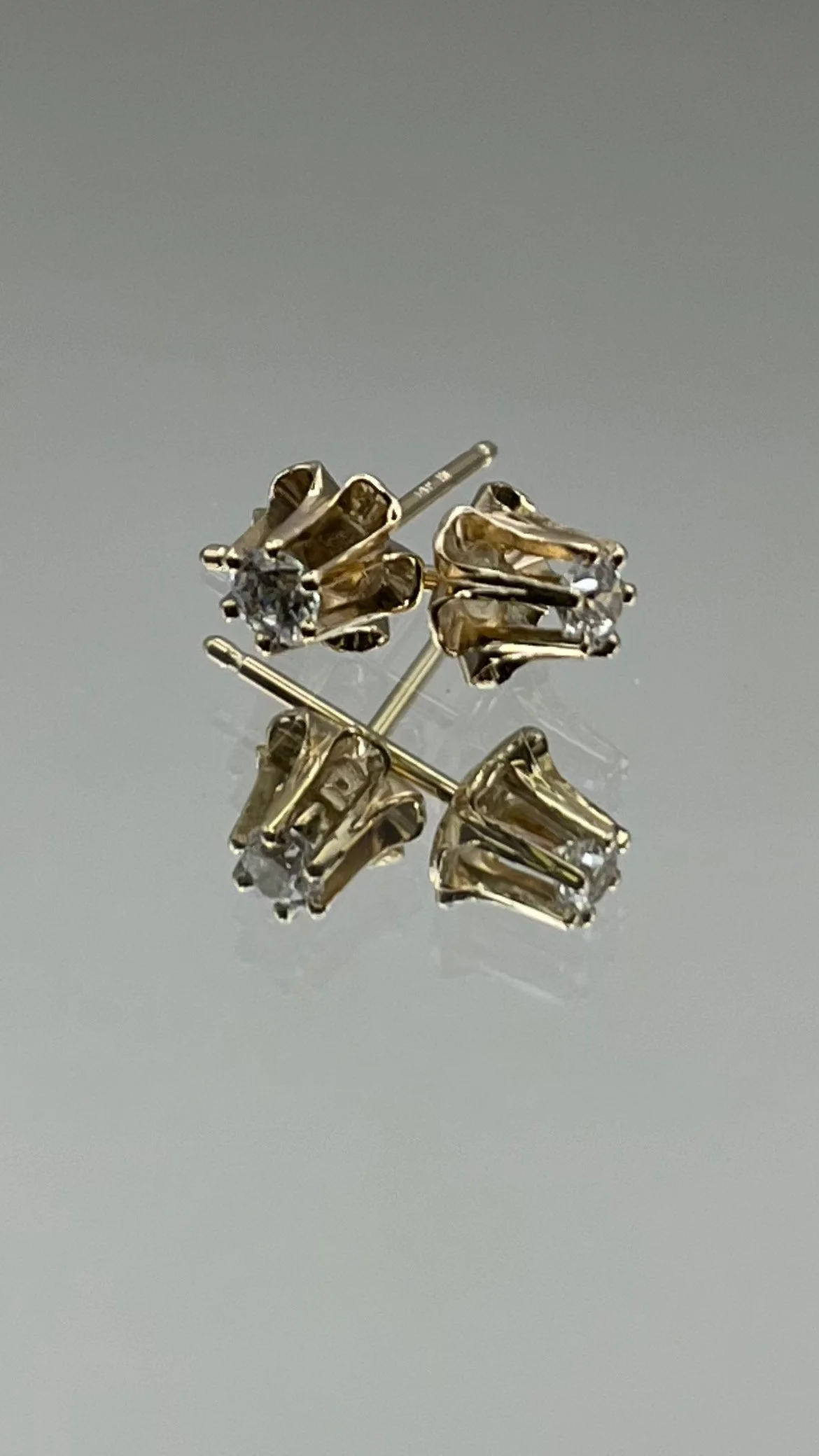 Buttercup Earrings - 14k Yellow Gold