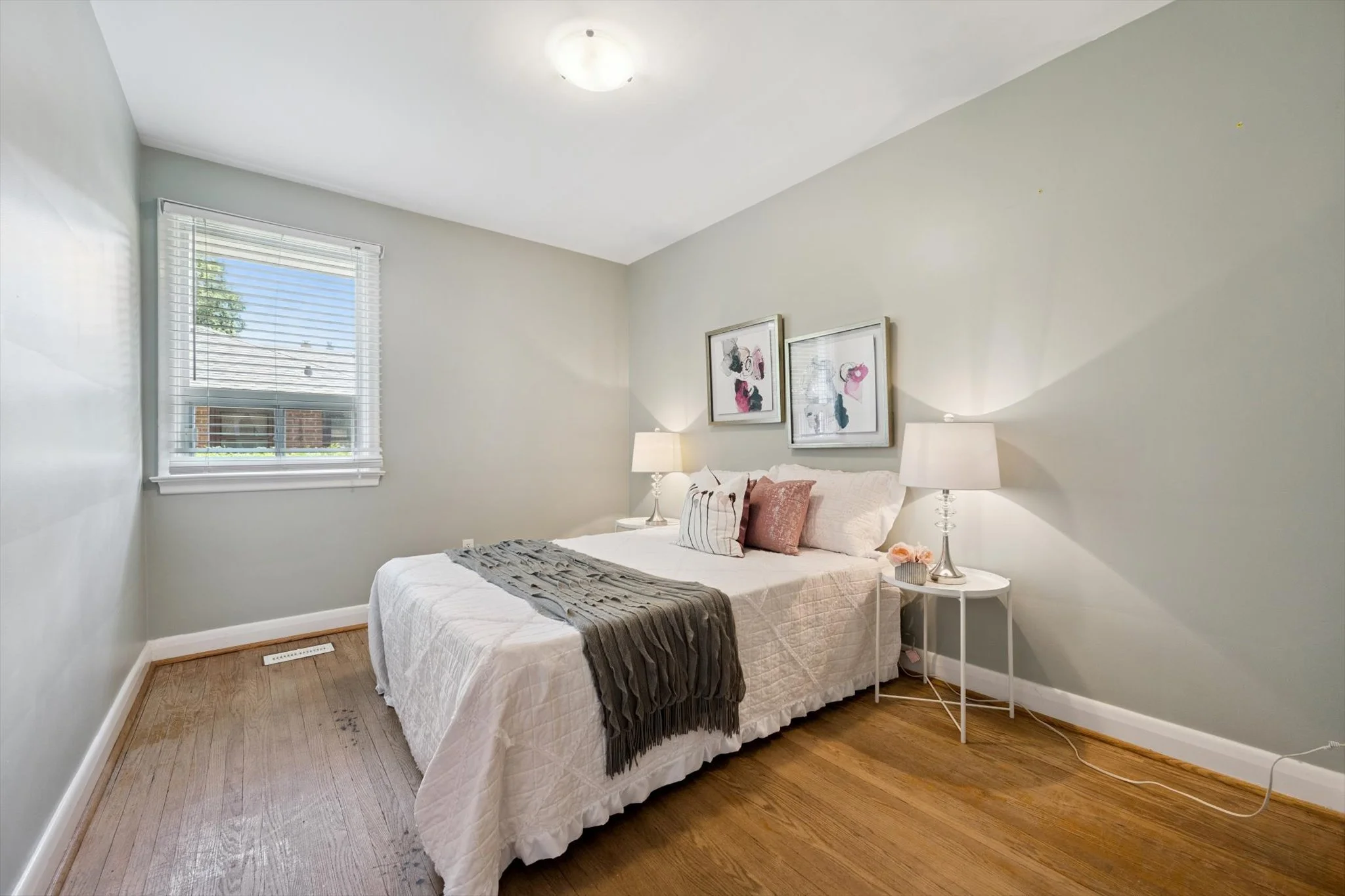 21-Lloyd Manor Rd 021.jpg