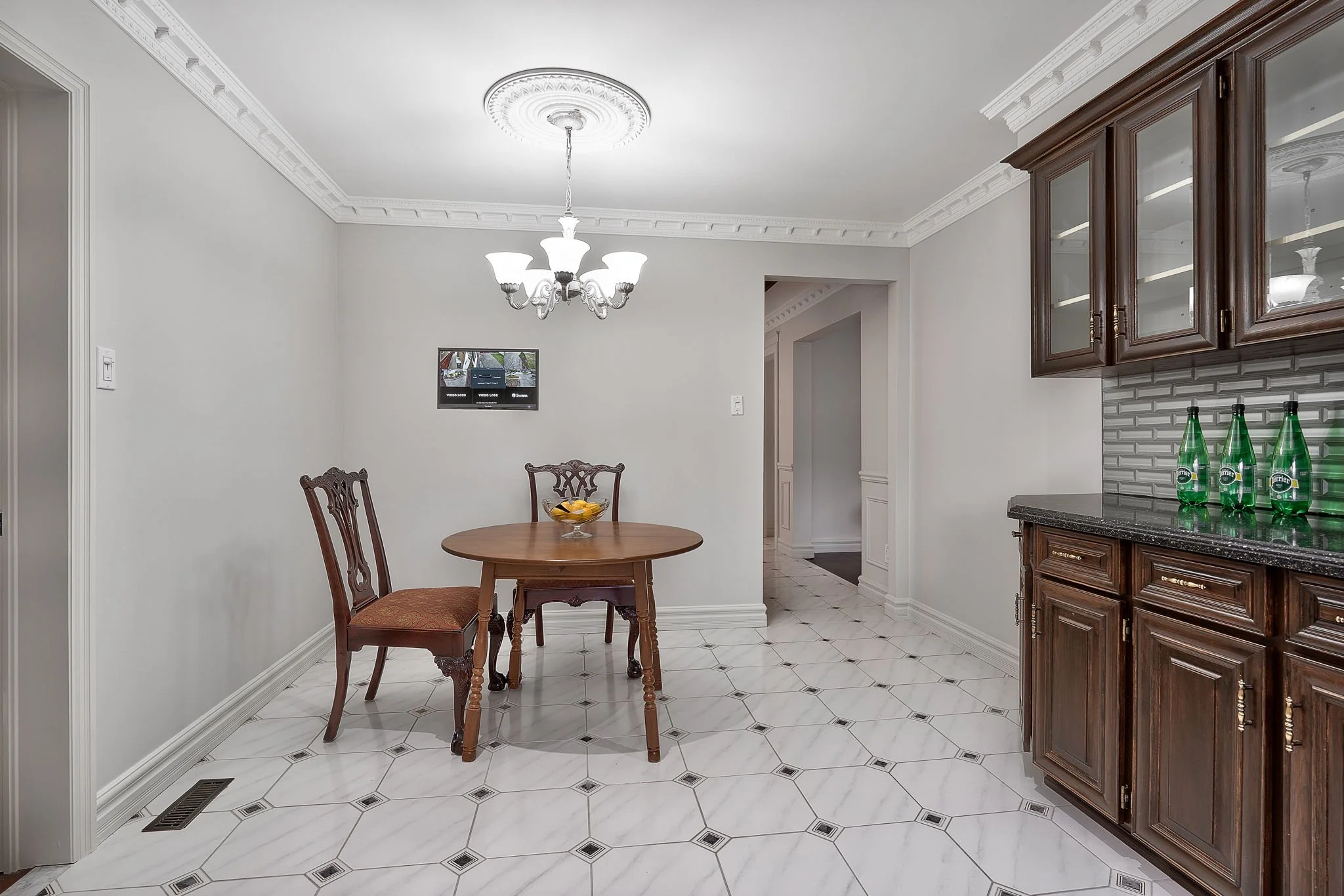 2581 Cynara Road - Kitchen - Breakfast Area 1.jpg