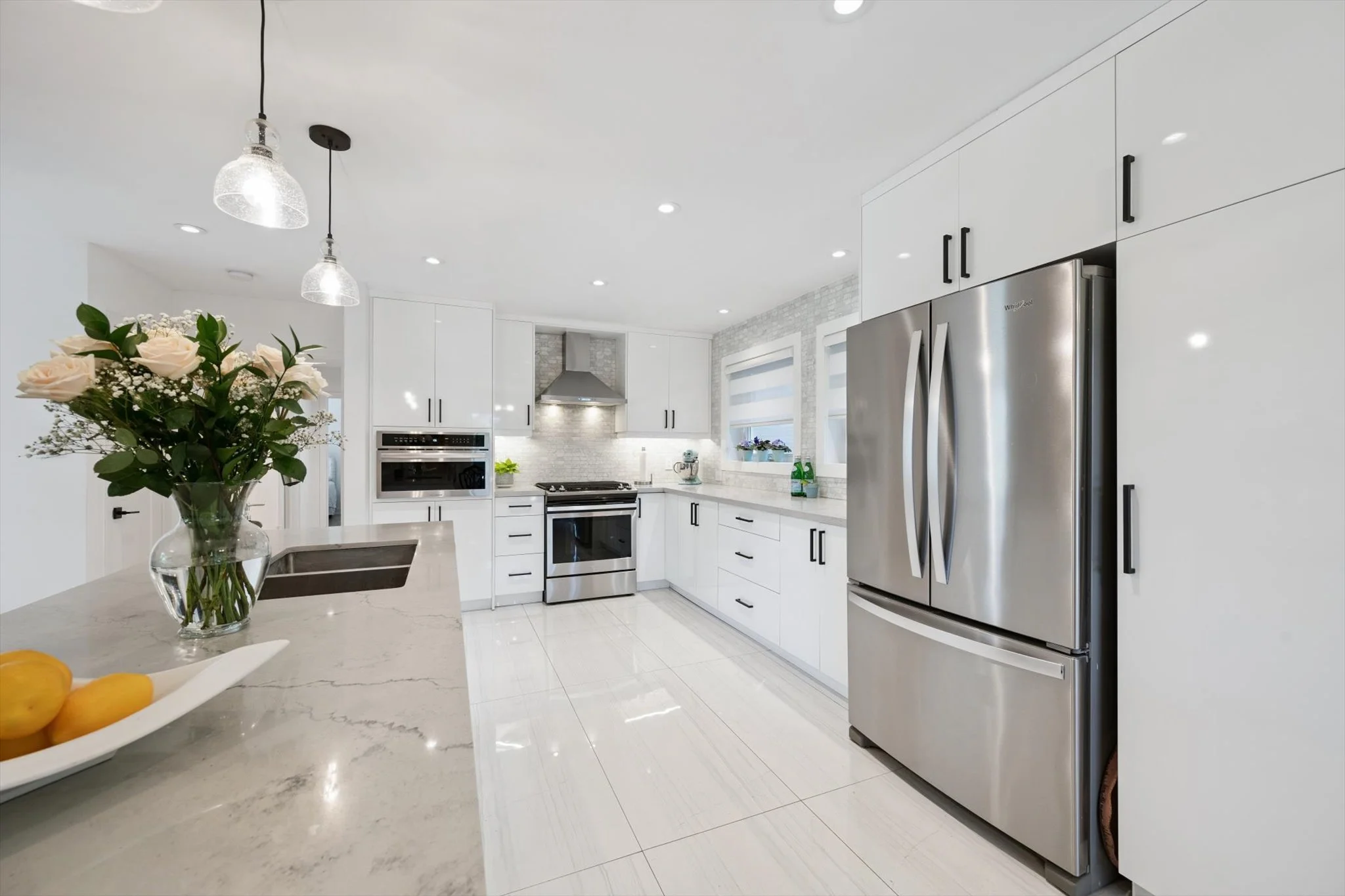 12-Hillavon Dr 012.jpg