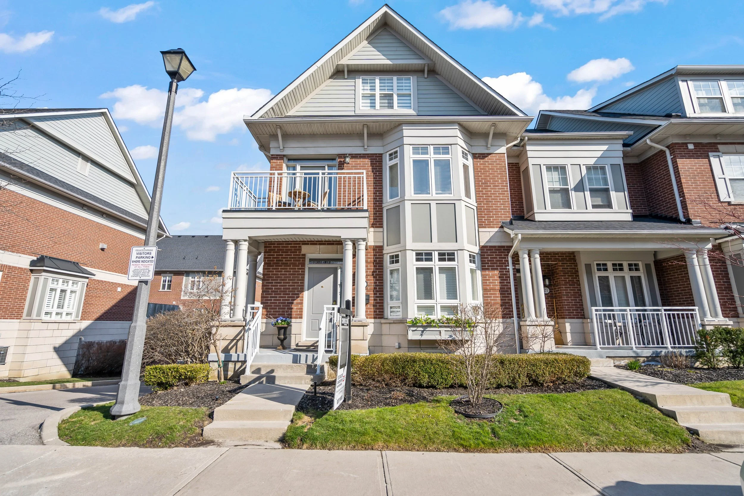19 Compass Way, Mississauga