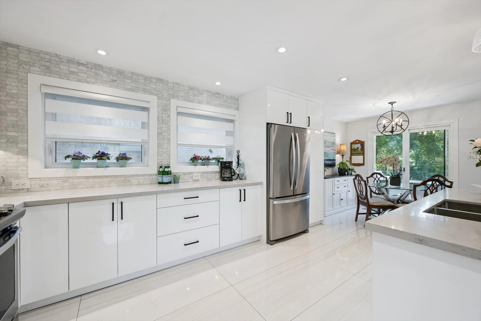 15-Hillavon Dr 015.jpg