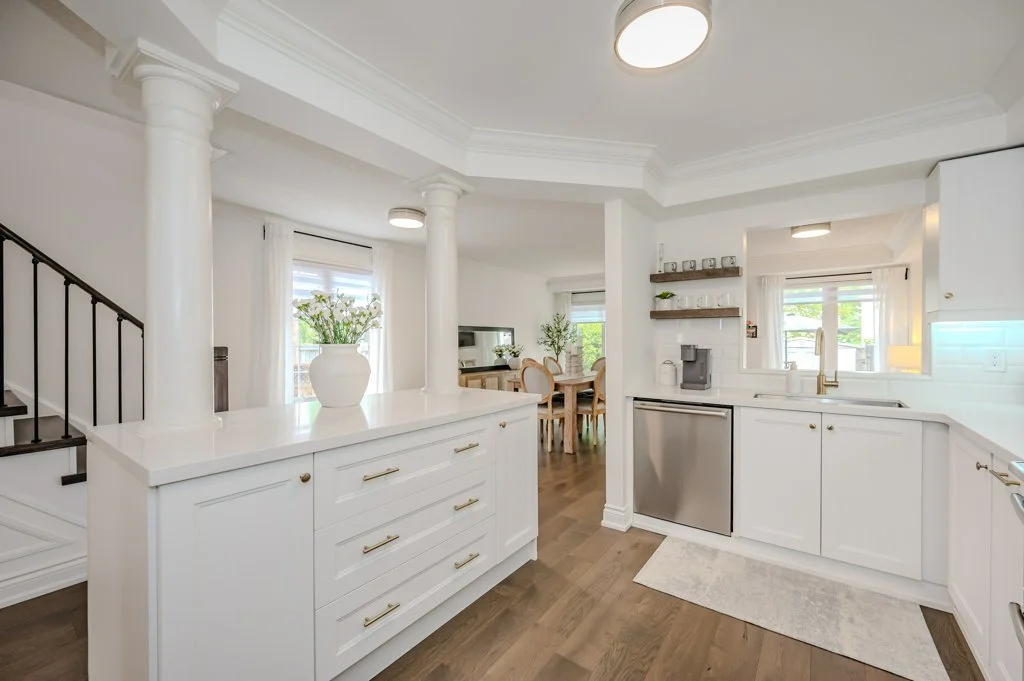 2095 Glenhampton Road - Kitchen 2.jpg
