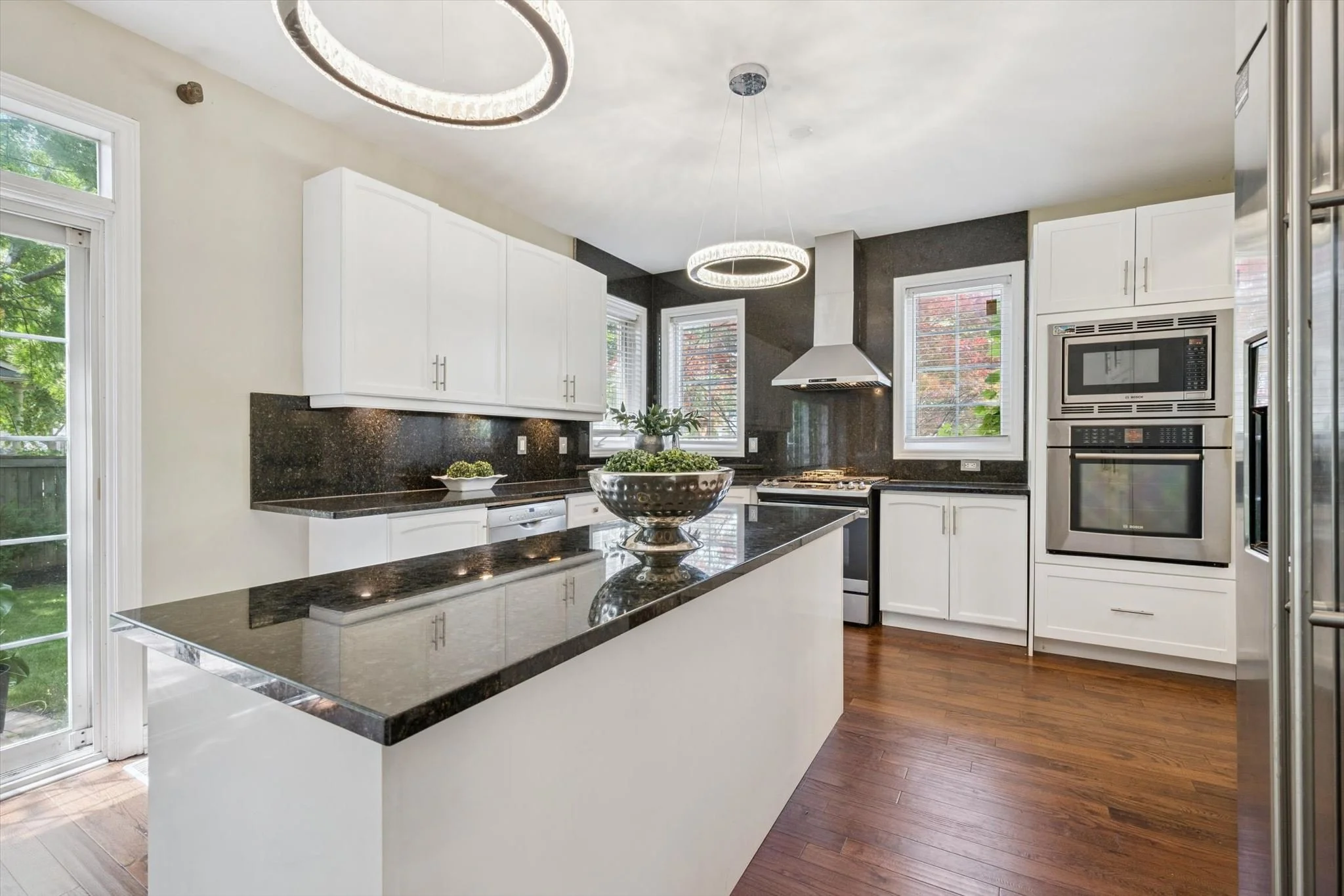 18-Creek Path Ave 018.jpg