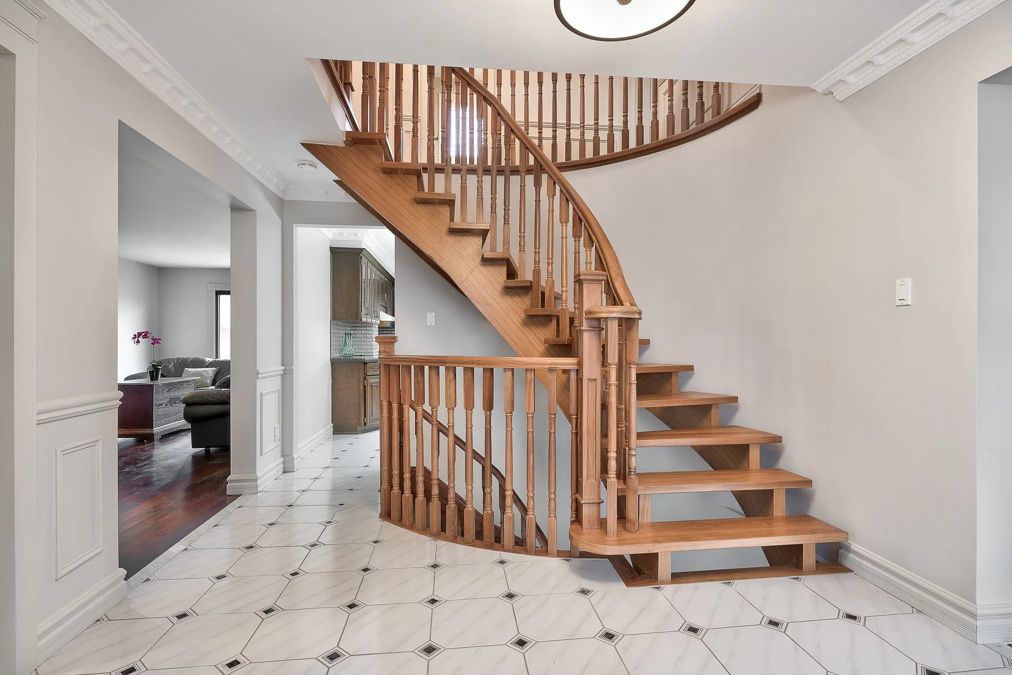 2581 Cynara Road - Staircase 1.jpg