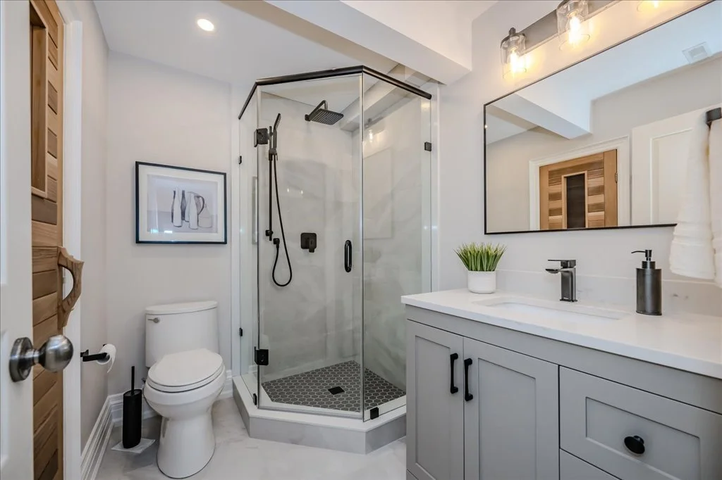 2247 Dewsbury Drive - LL Bathroom.jpg