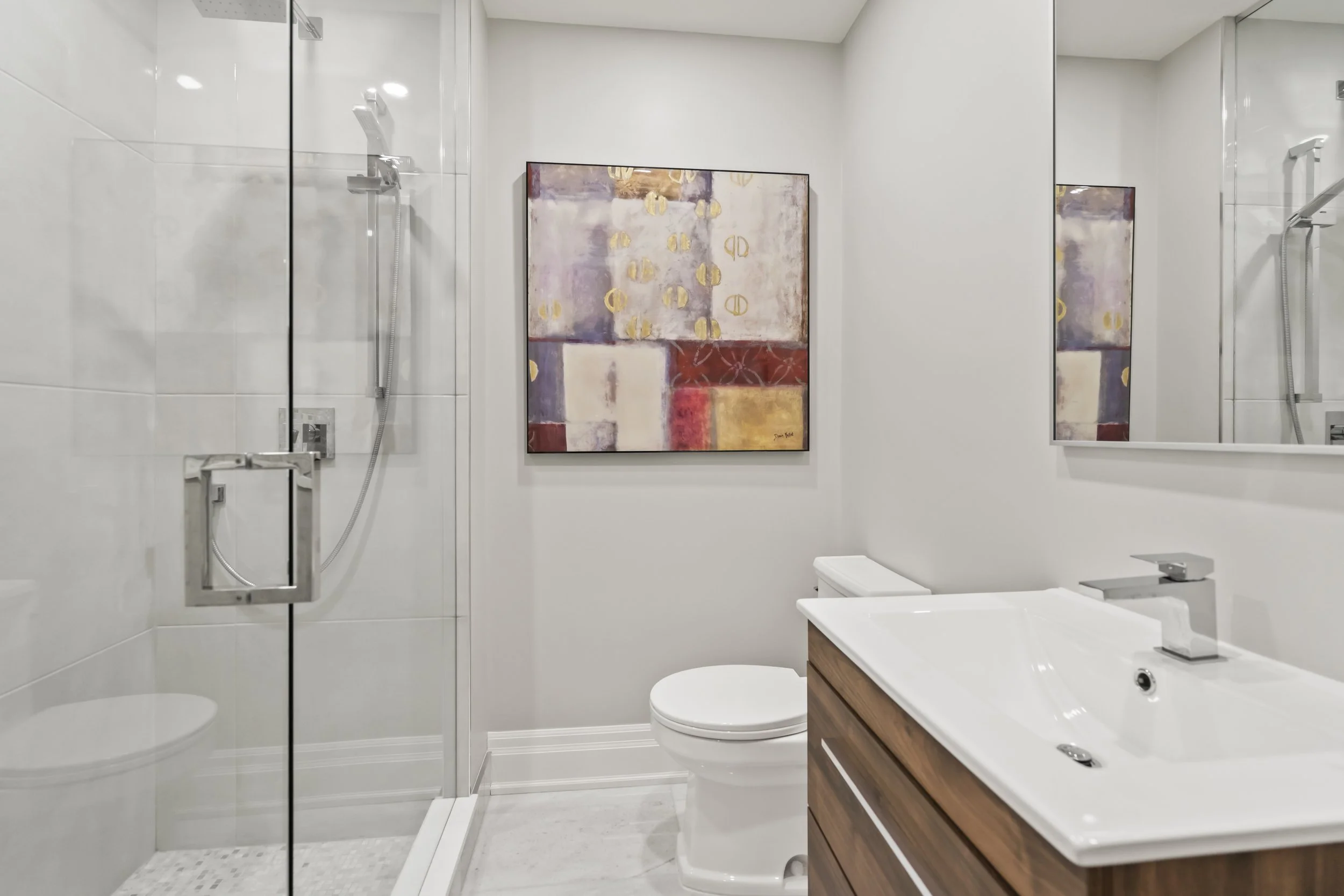 Third - Bathroom 1.jpg