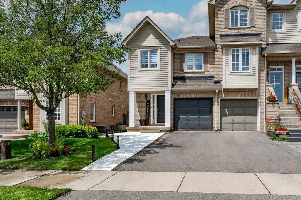 2095 Glenhampton Road, Oakville