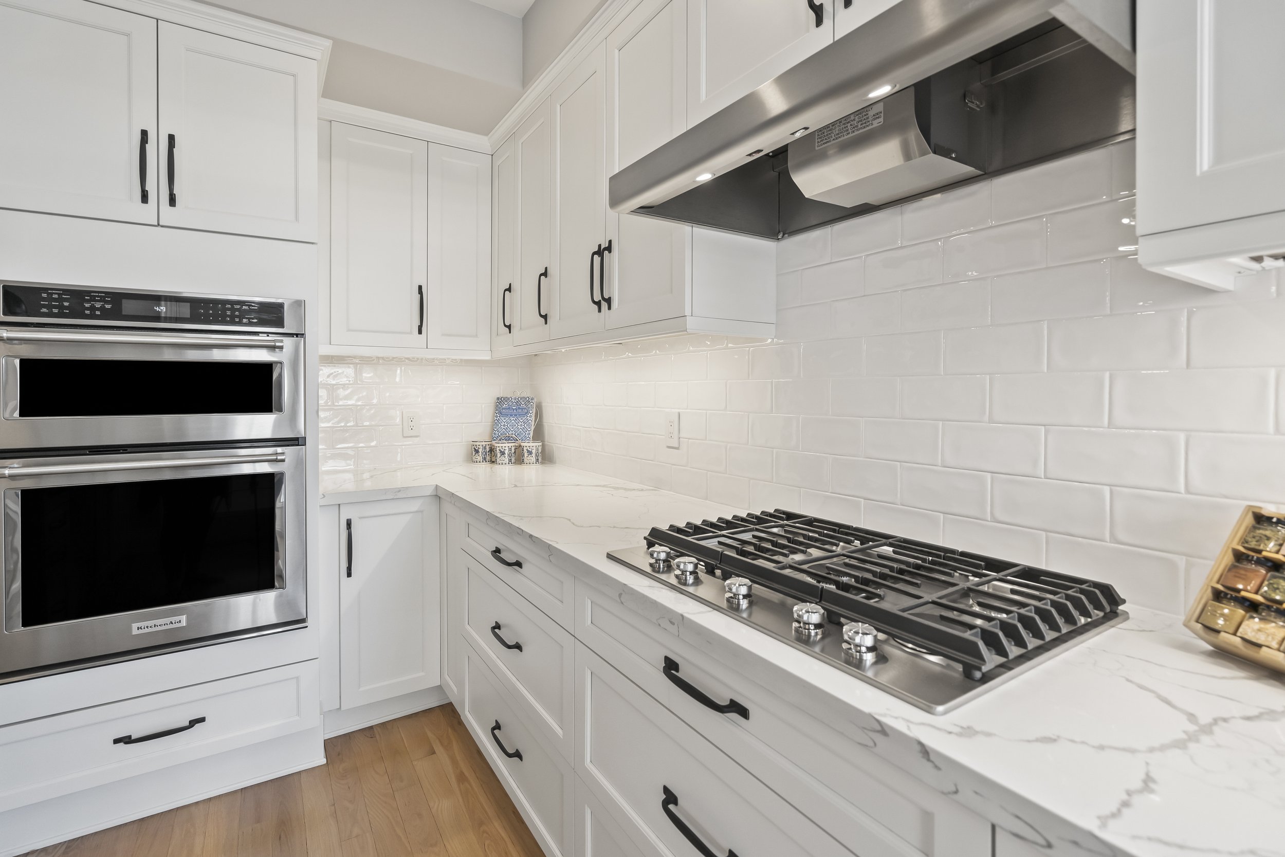 Kitchen 8.jpg