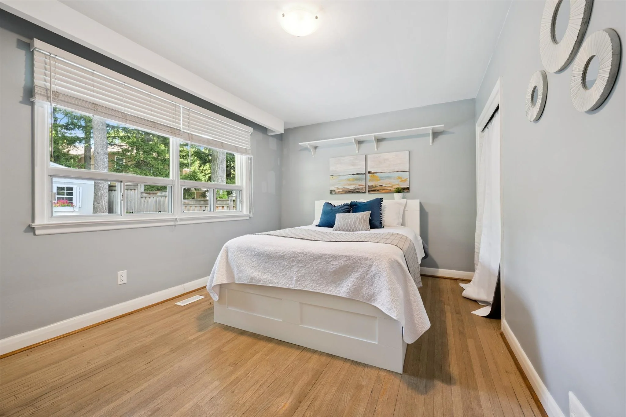 19-Lloyd Manor Rd 019.jpg
