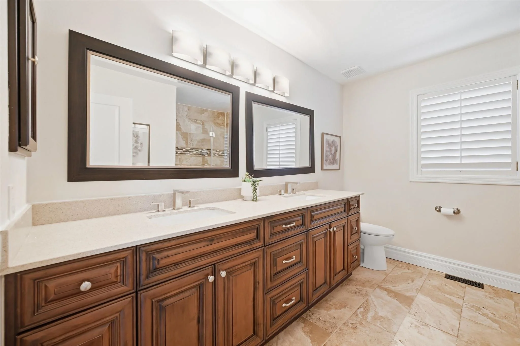 48-340 Oakridge Ct-045.jpg