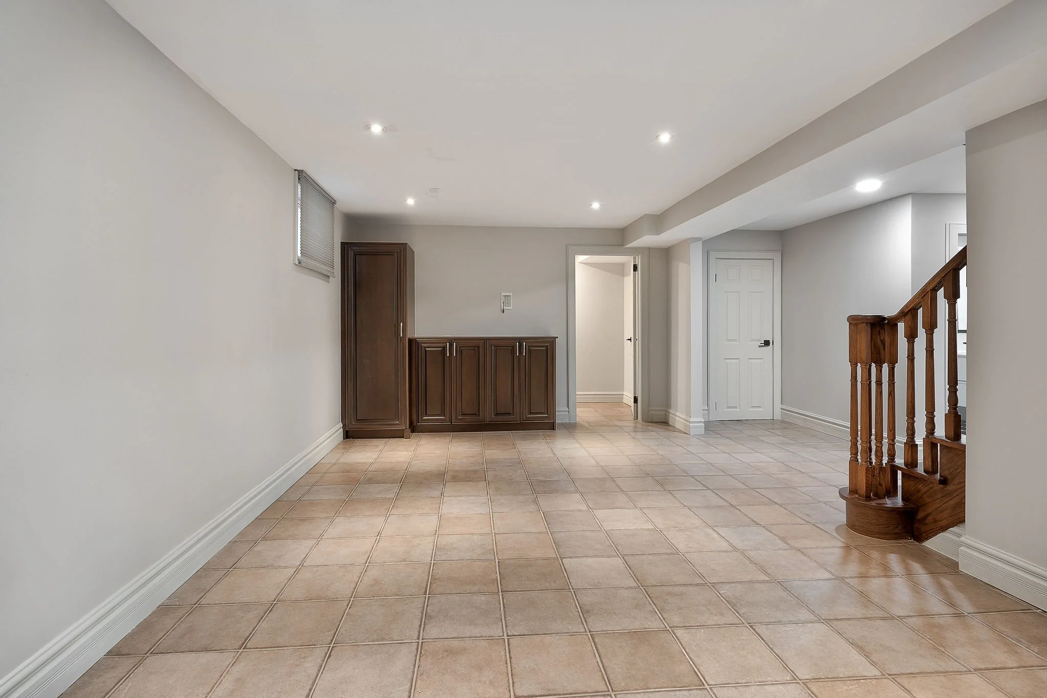 2581 Cynara Road - LL Recreation Room 1.jpg